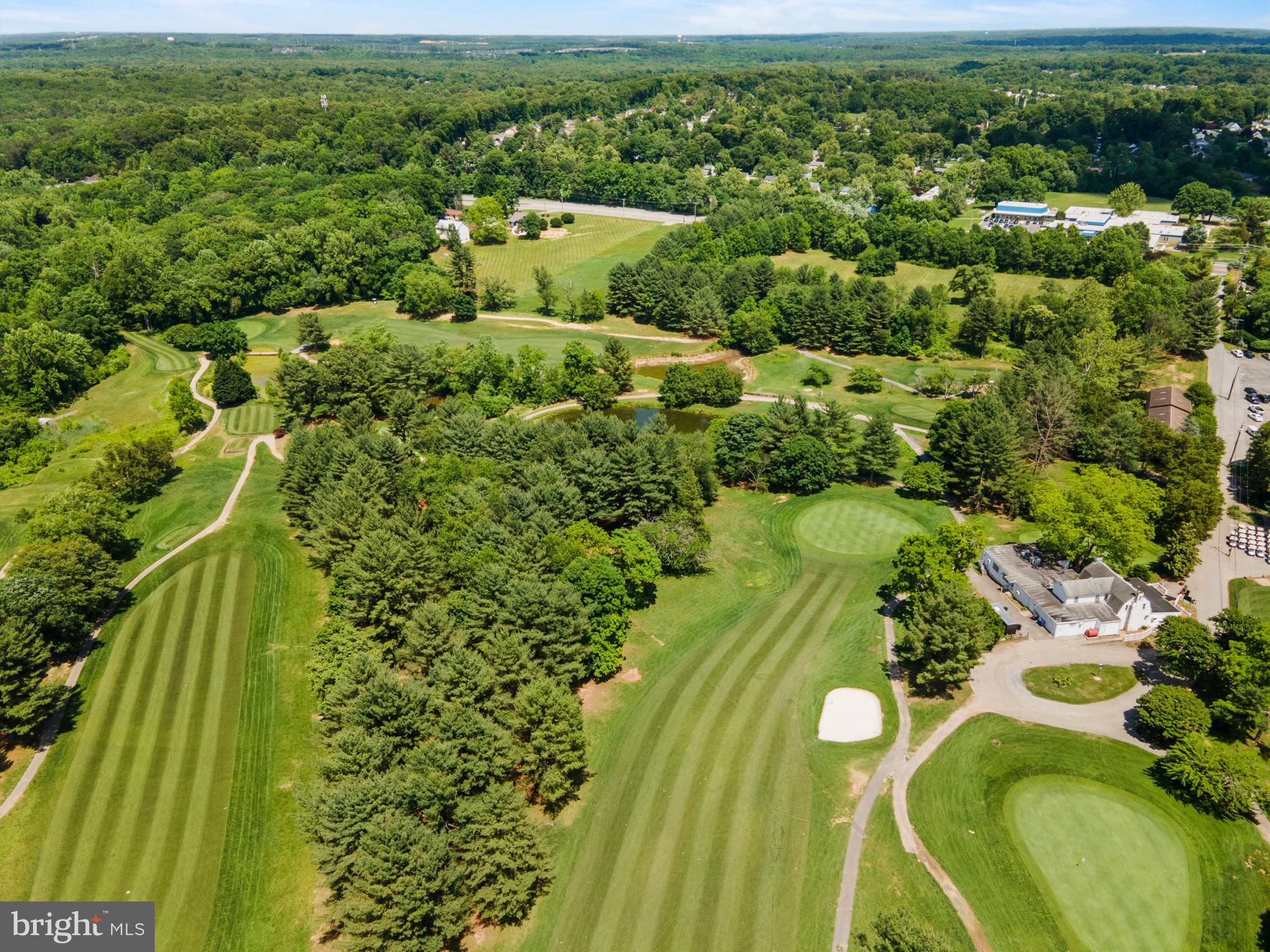 Real estate listing preview #32