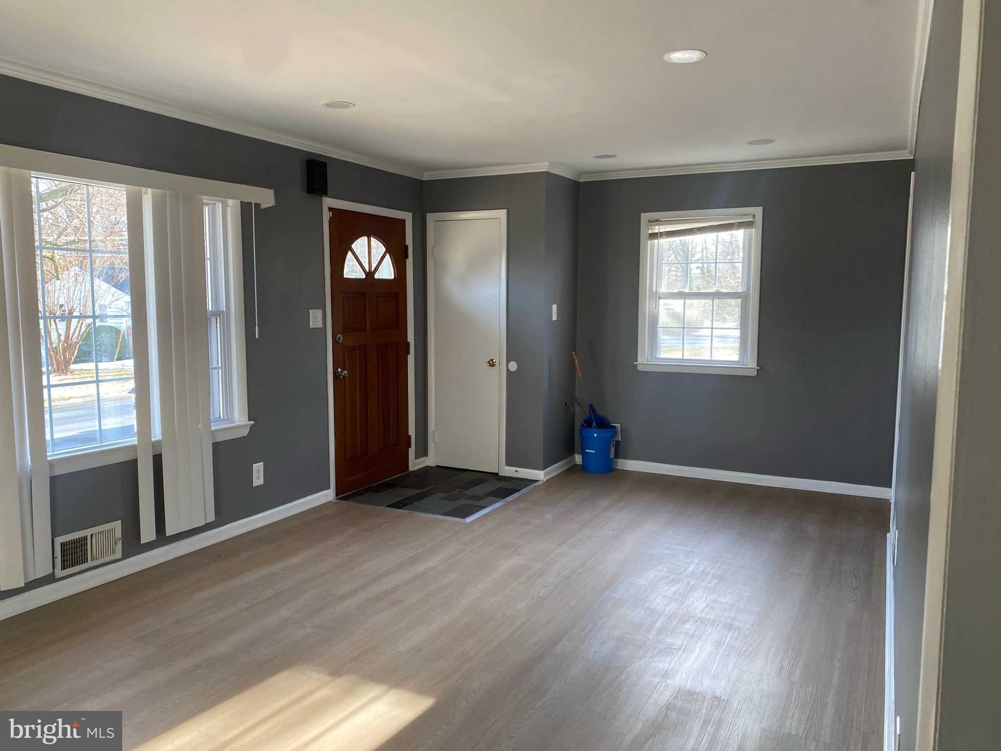 Real estate listing preview #7