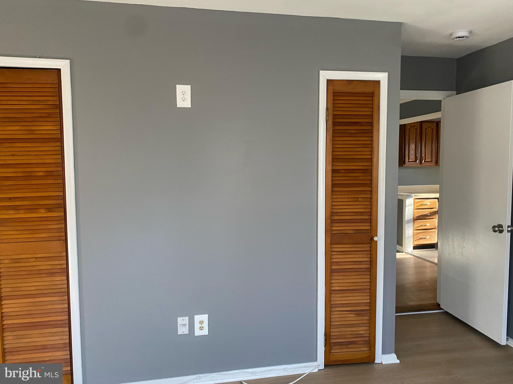 Real estate listing preview #12