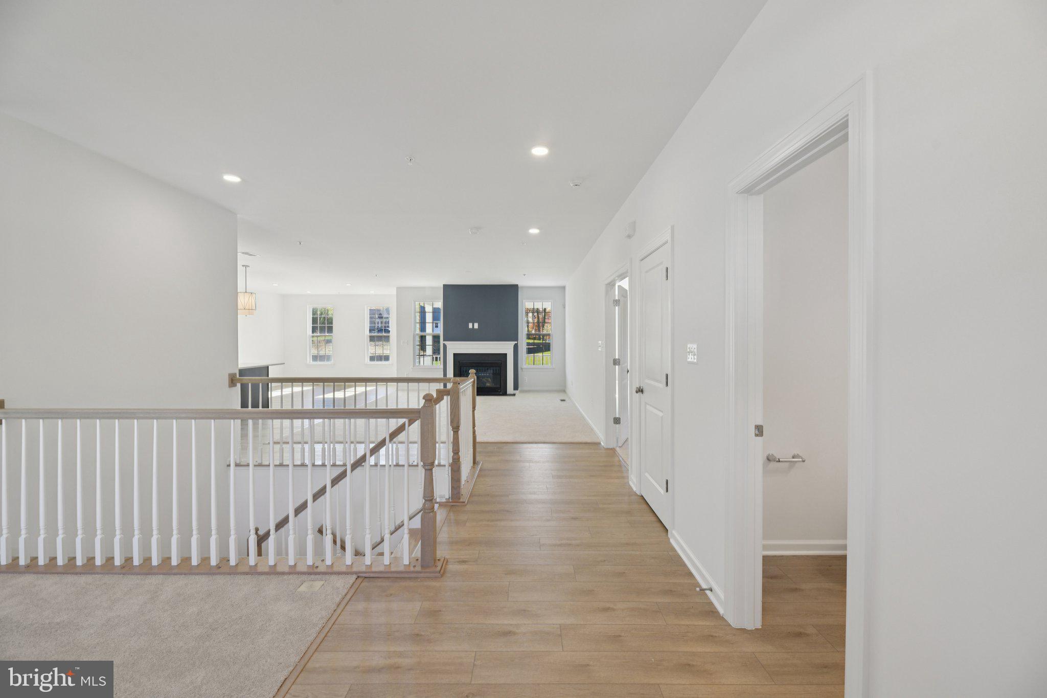 Real estate listing preview #8