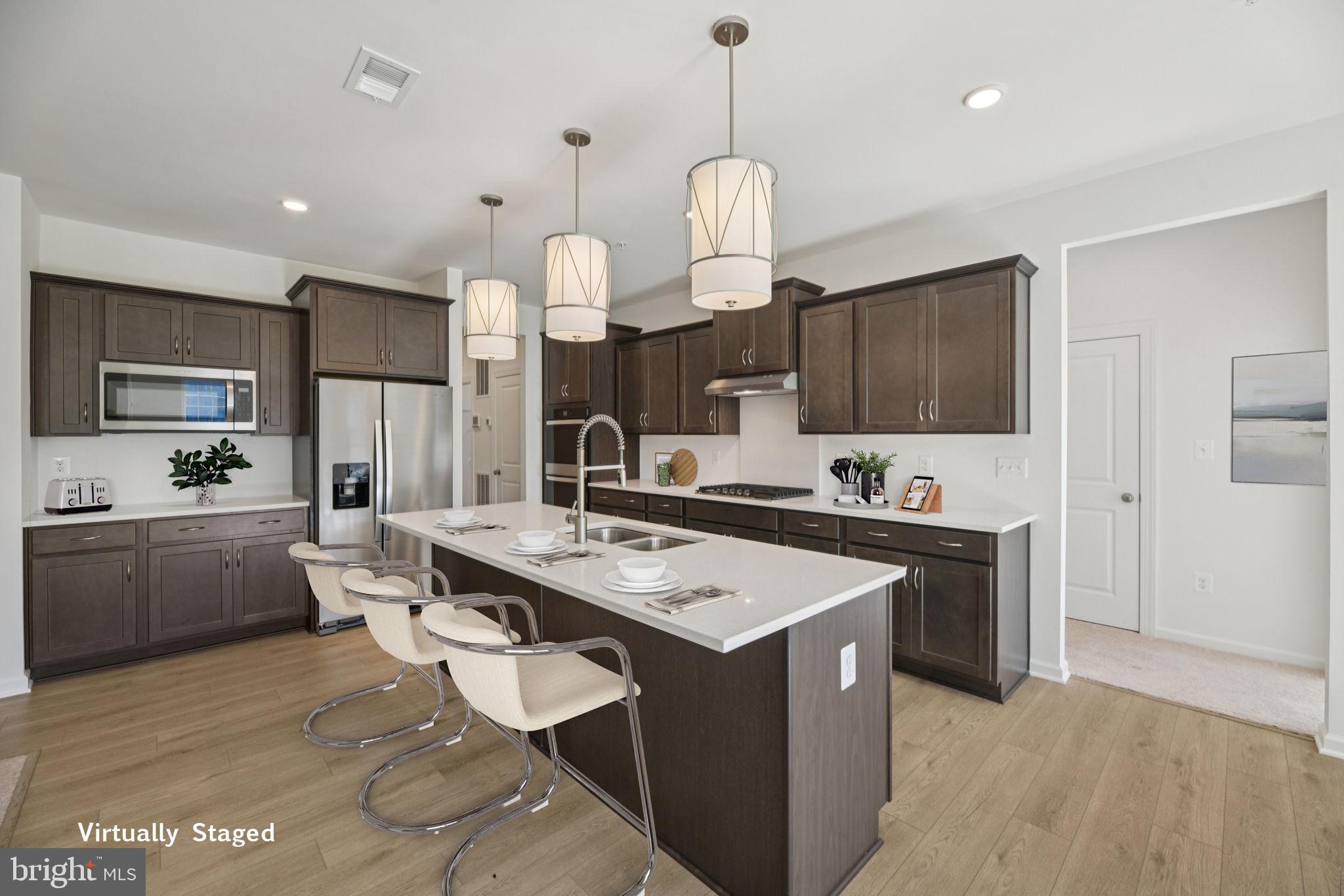 Real estate listing preview #4