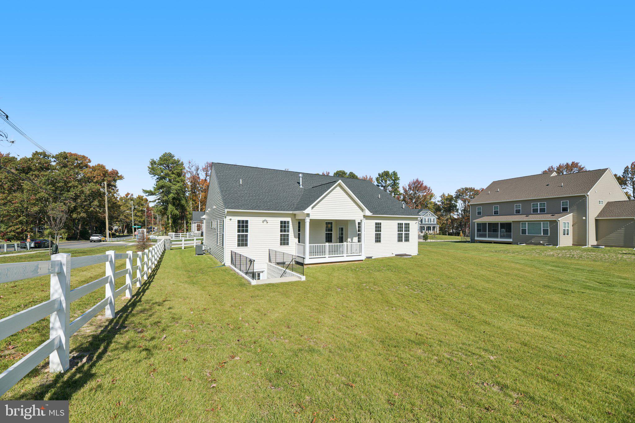 Real estate listing preview #24