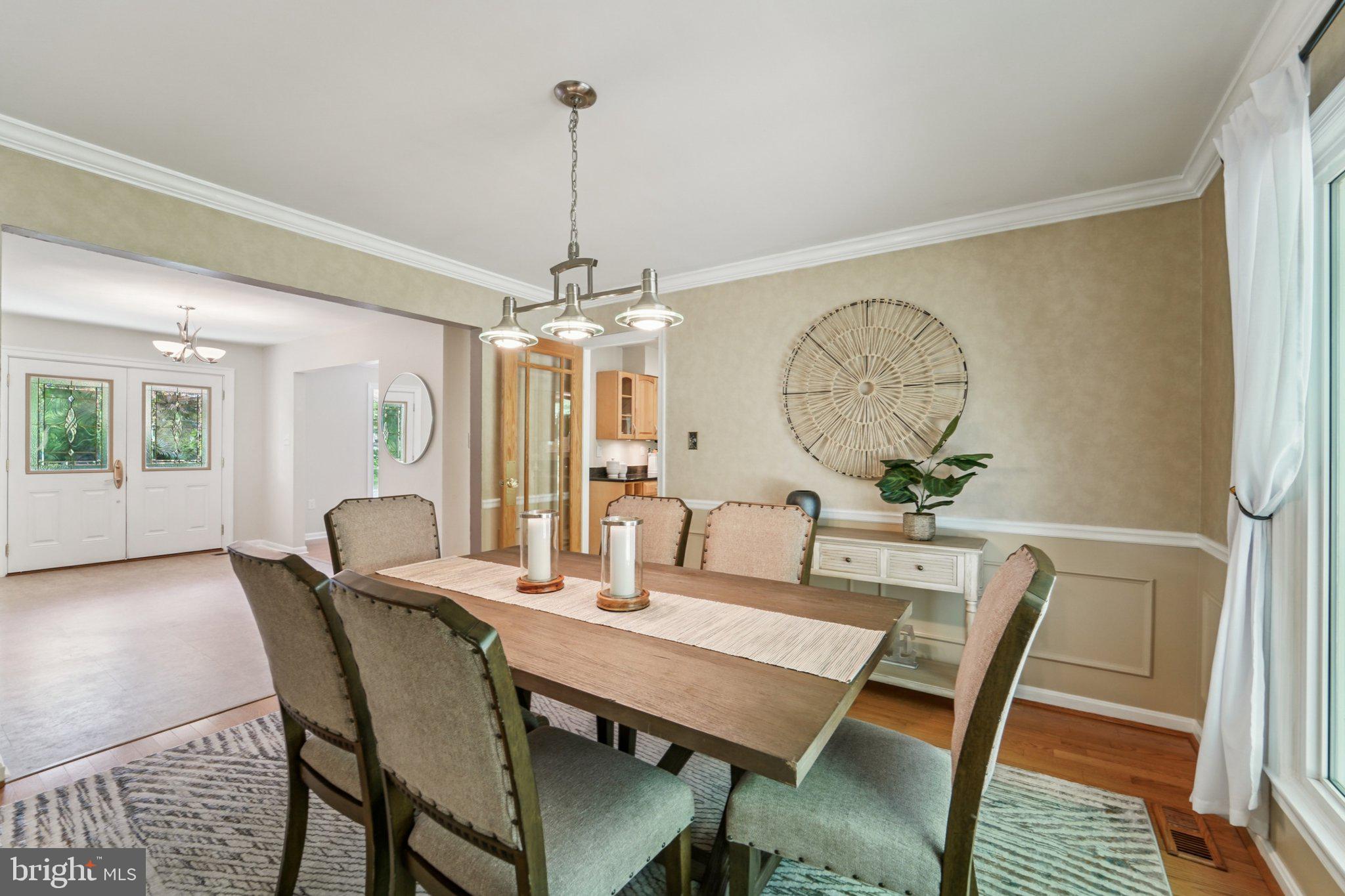 Real estate listing preview #12