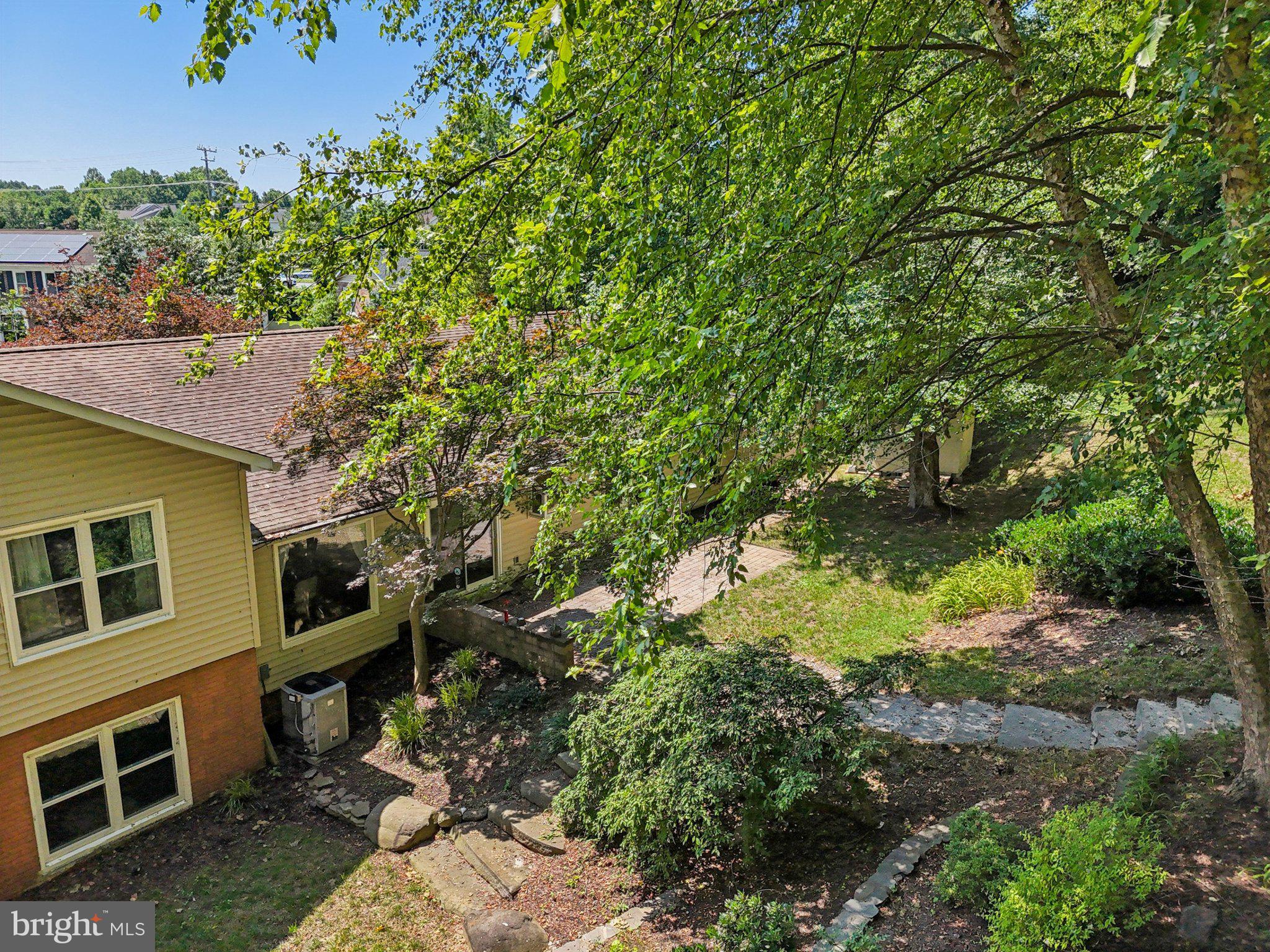 Real estate listing preview #56