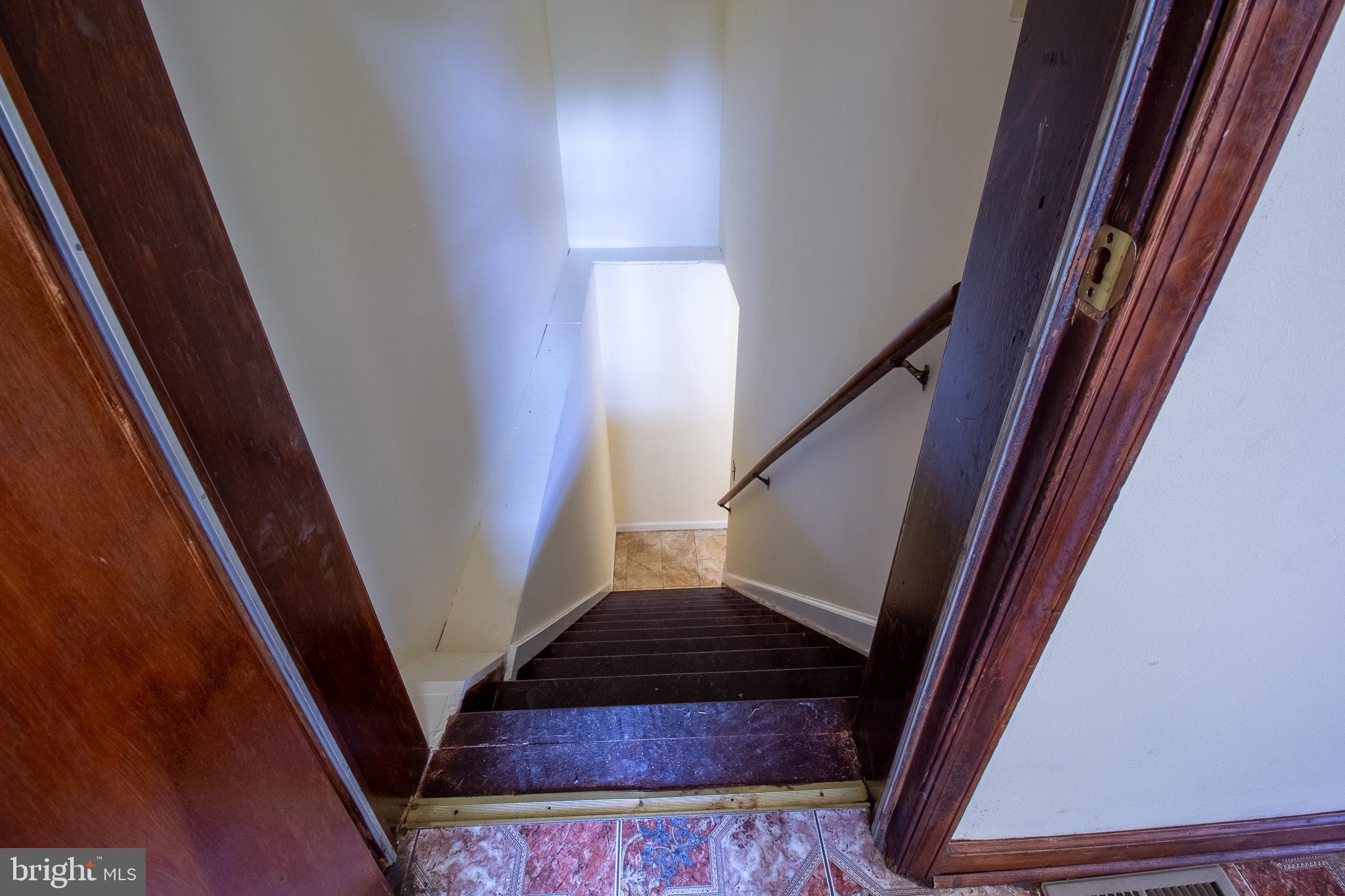 Real estate listing preview #12