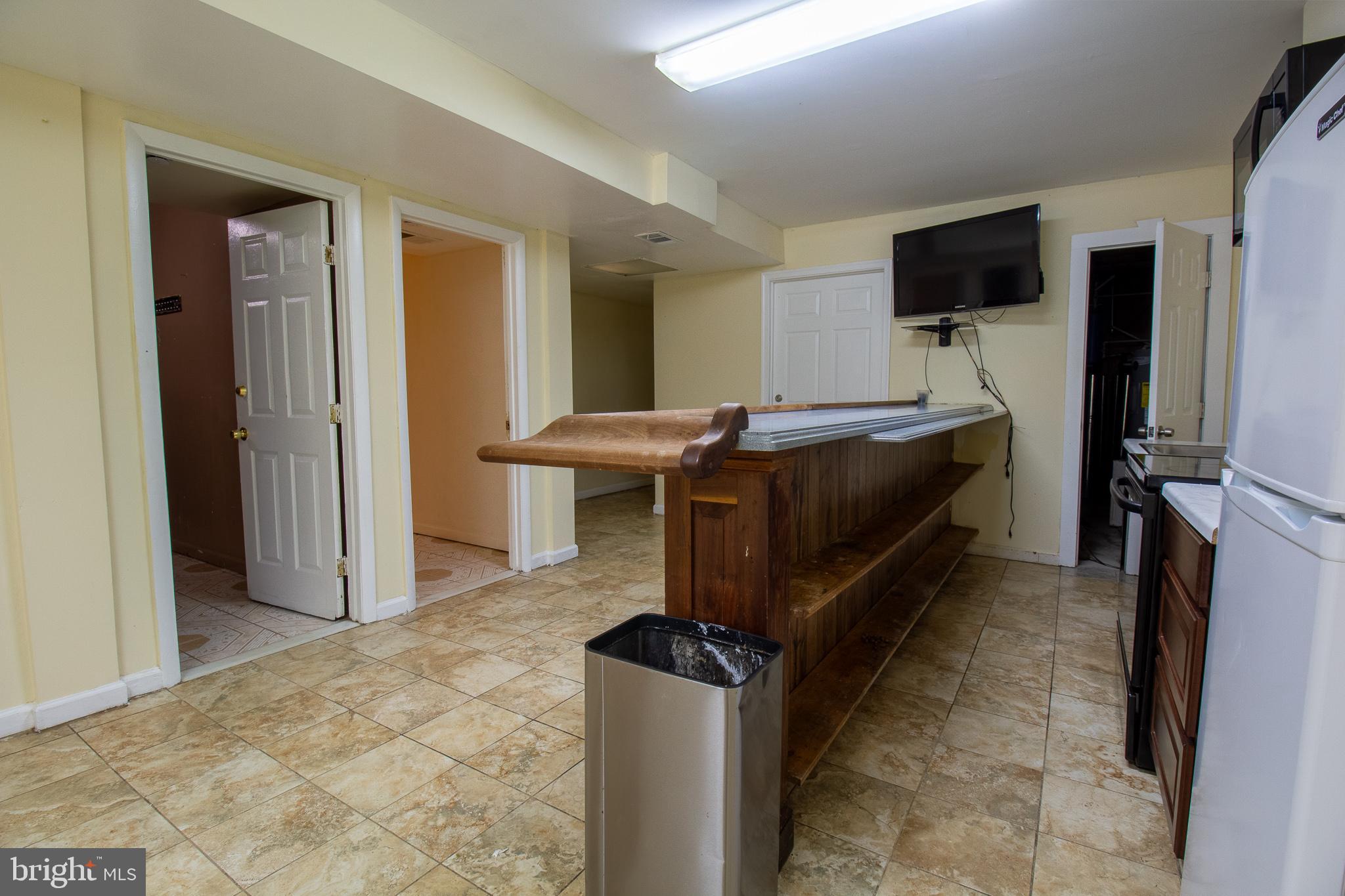 Real estate listing preview #14