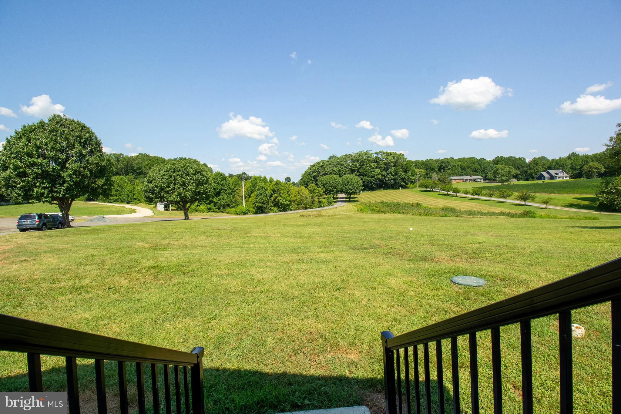 Real estate listing preview #2