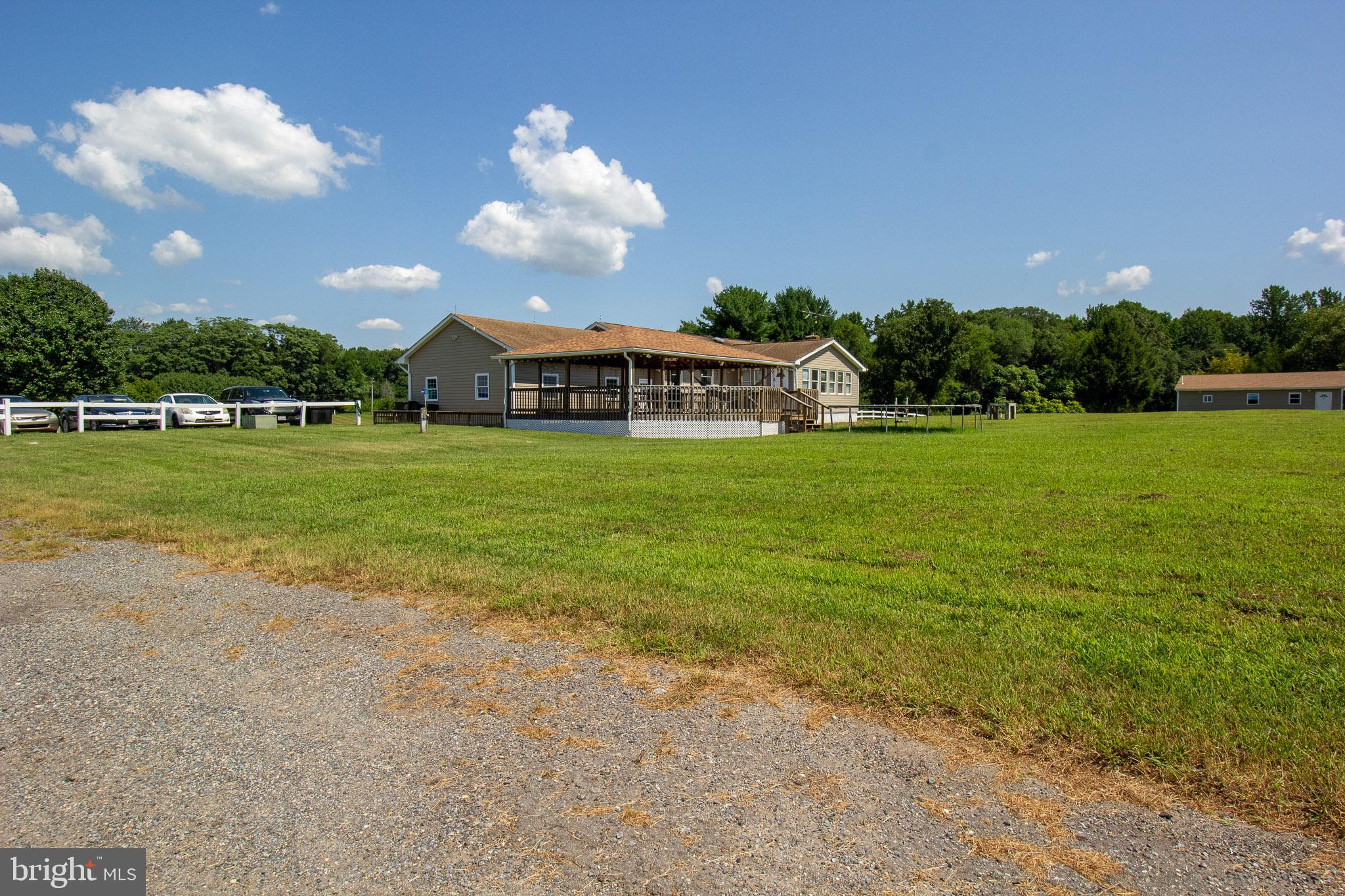 Real estate listing preview #25