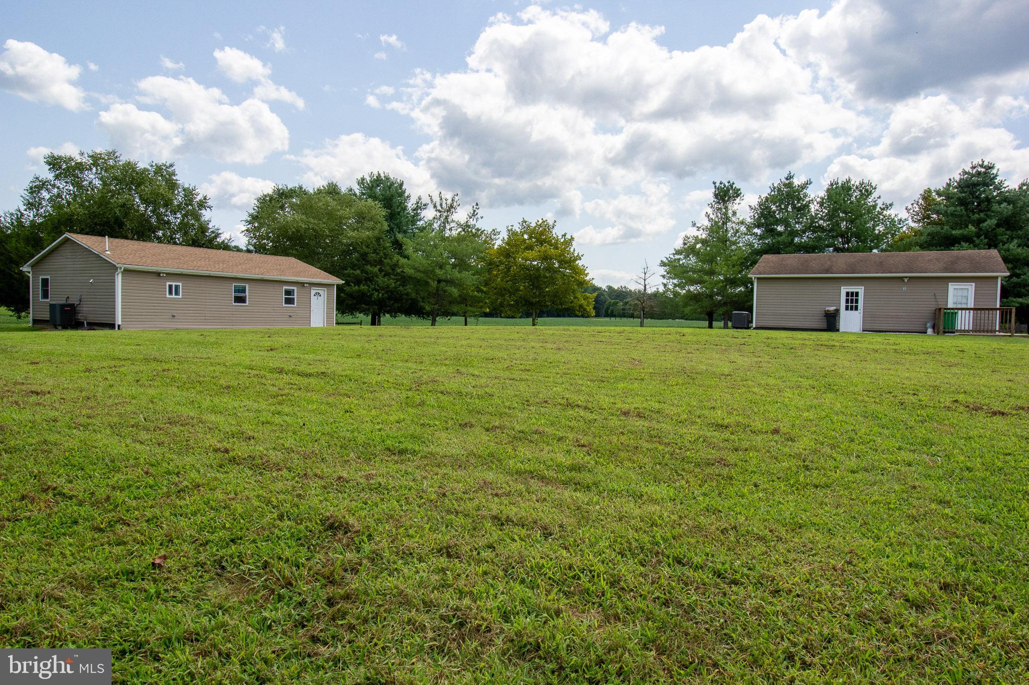 Real estate listing preview #24