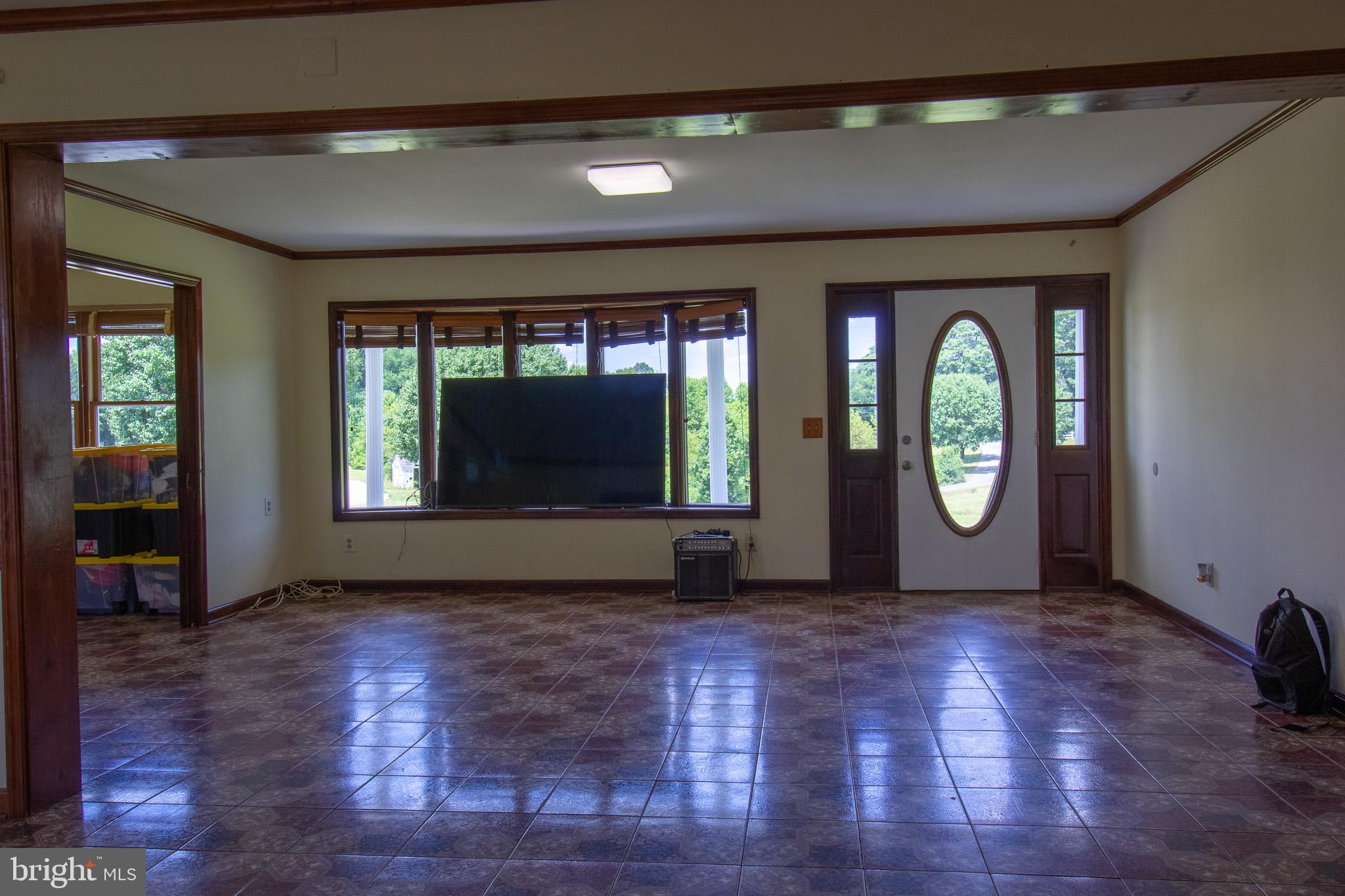 Real estate listing preview #11