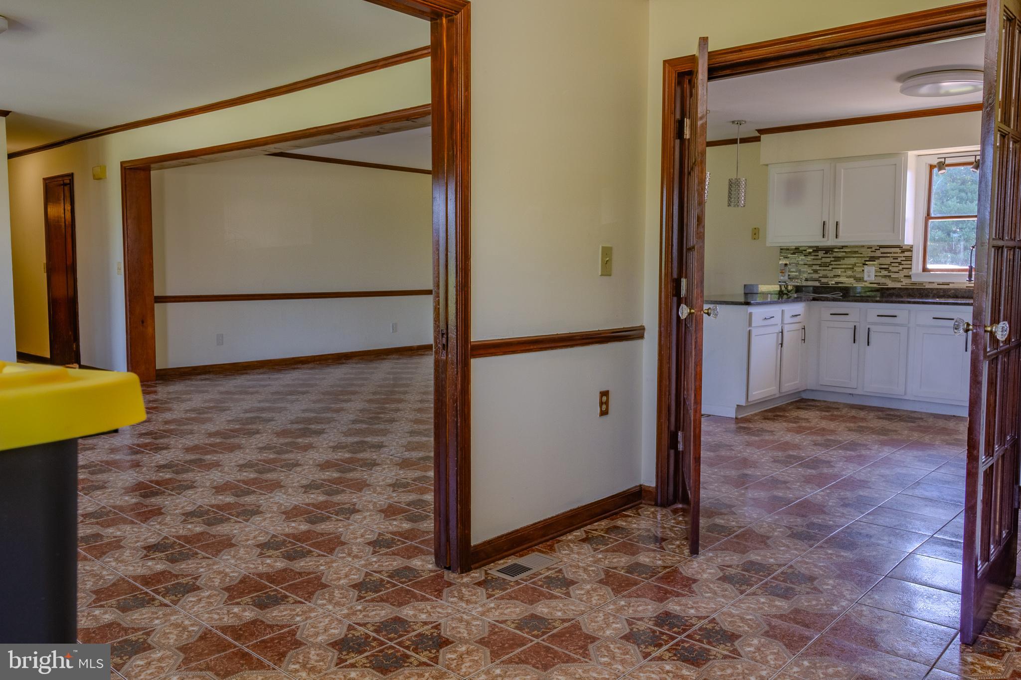 Real estate listing preview #10