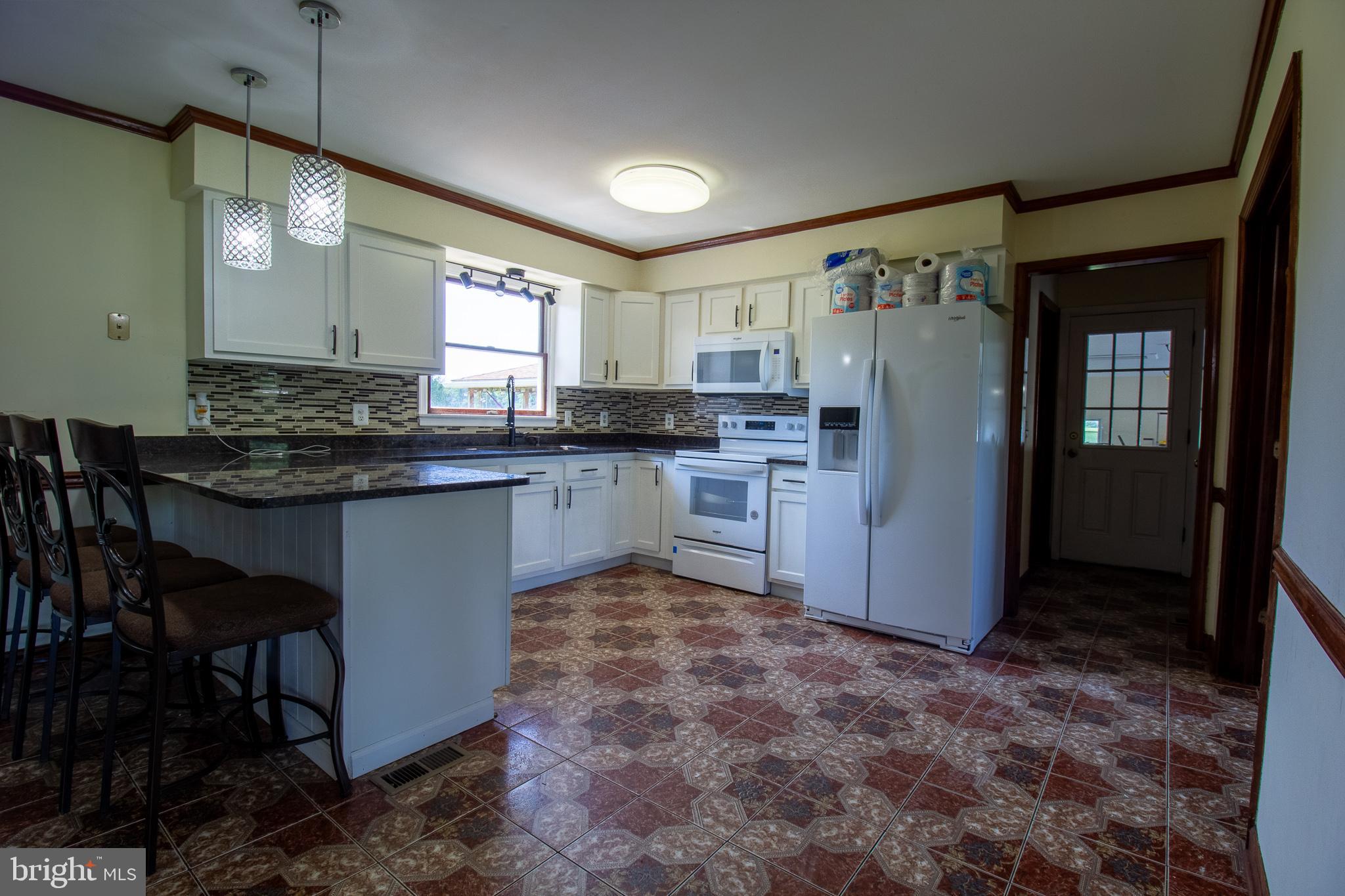 Real estate listing preview #6