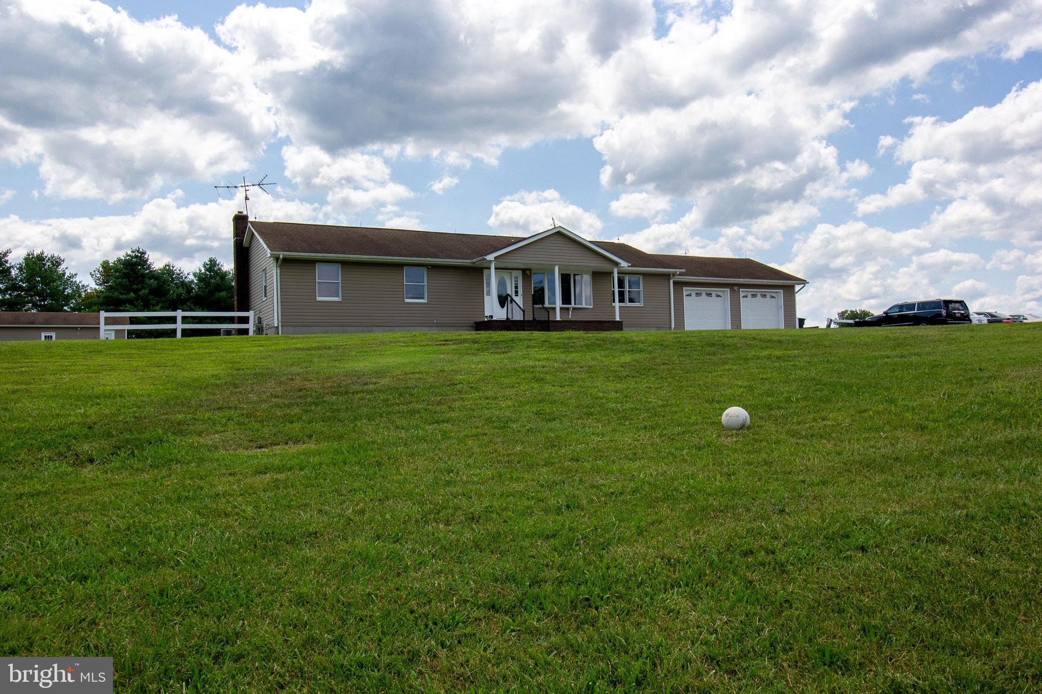 Real estate listing preview #1