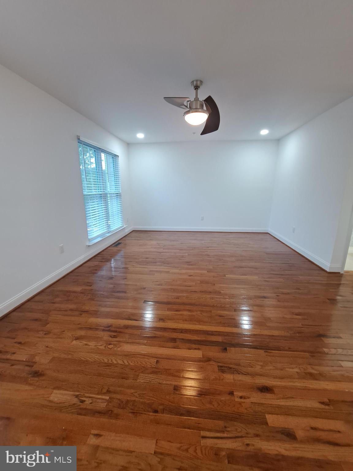 Real estate listing preview #27