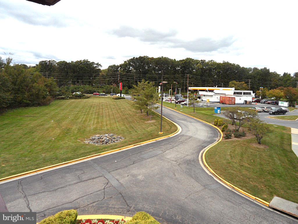 Real estate listing preview #15