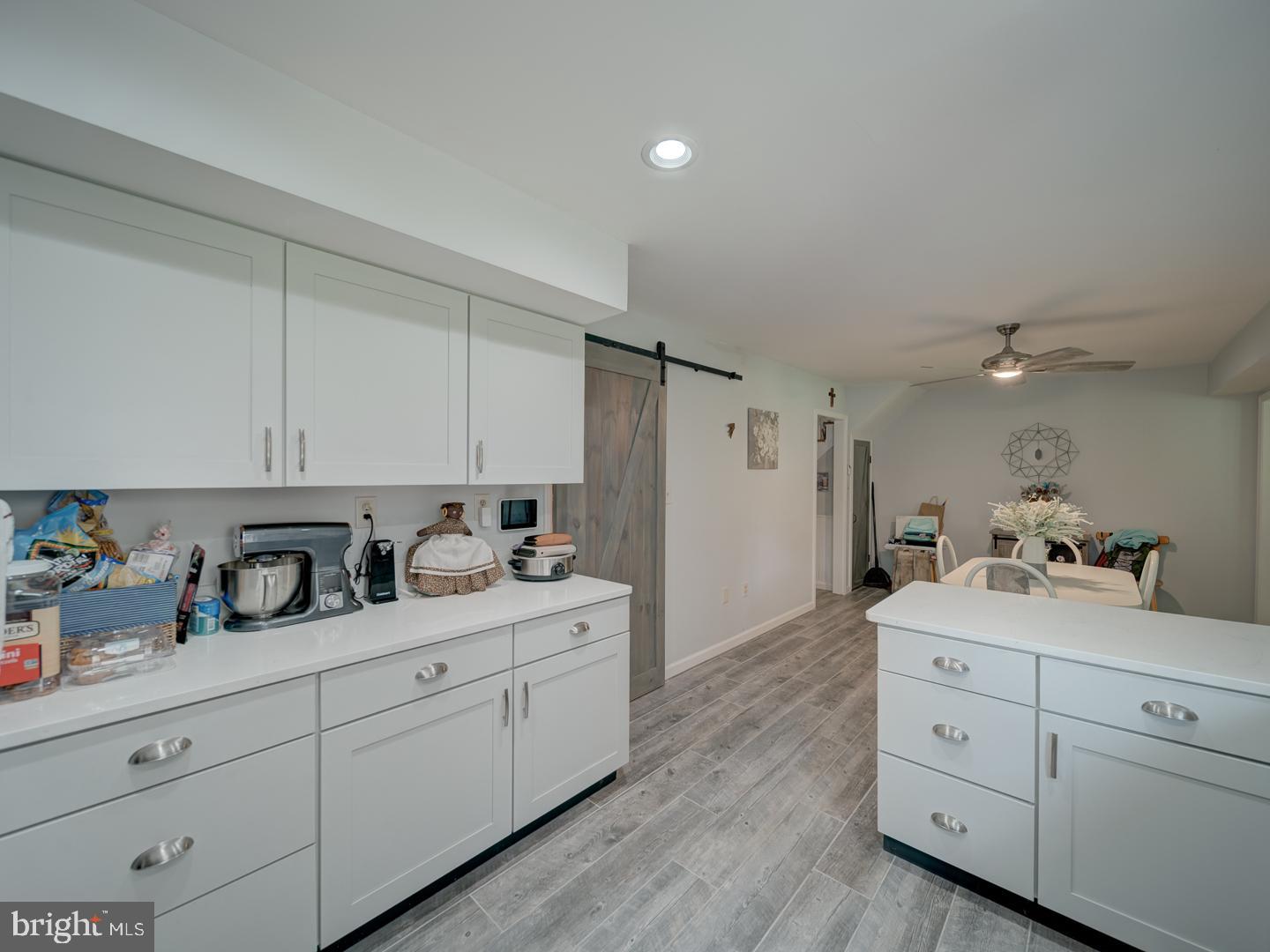 Real estate listing preview #23