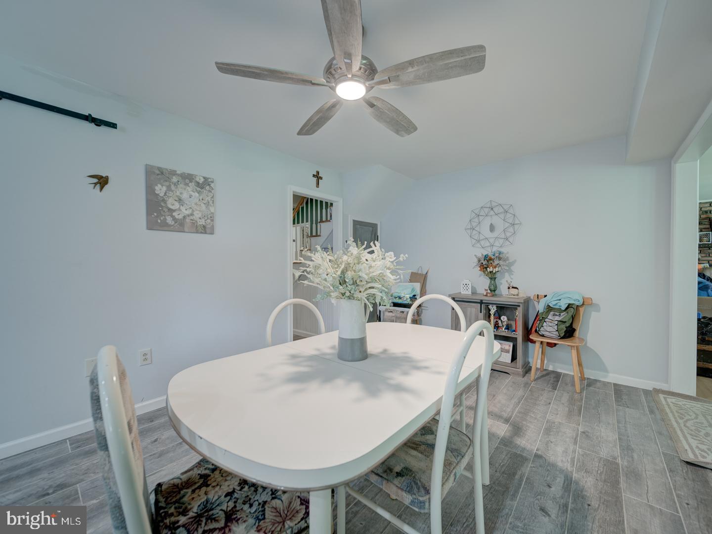 Real estate listing preview #16