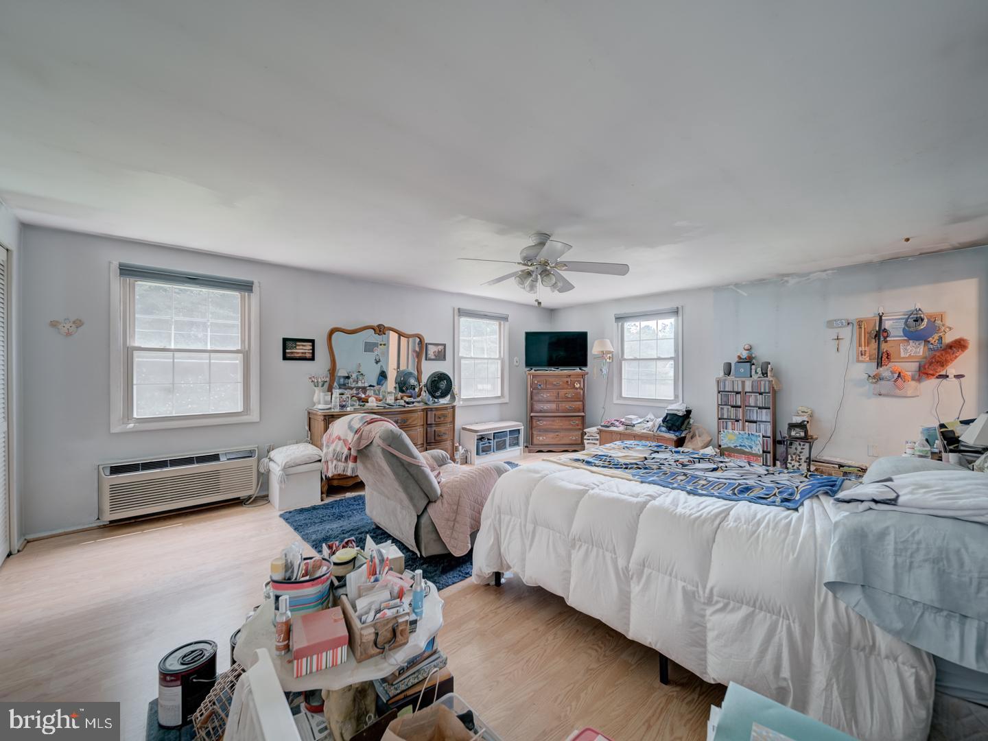 Real estate listing preview #48