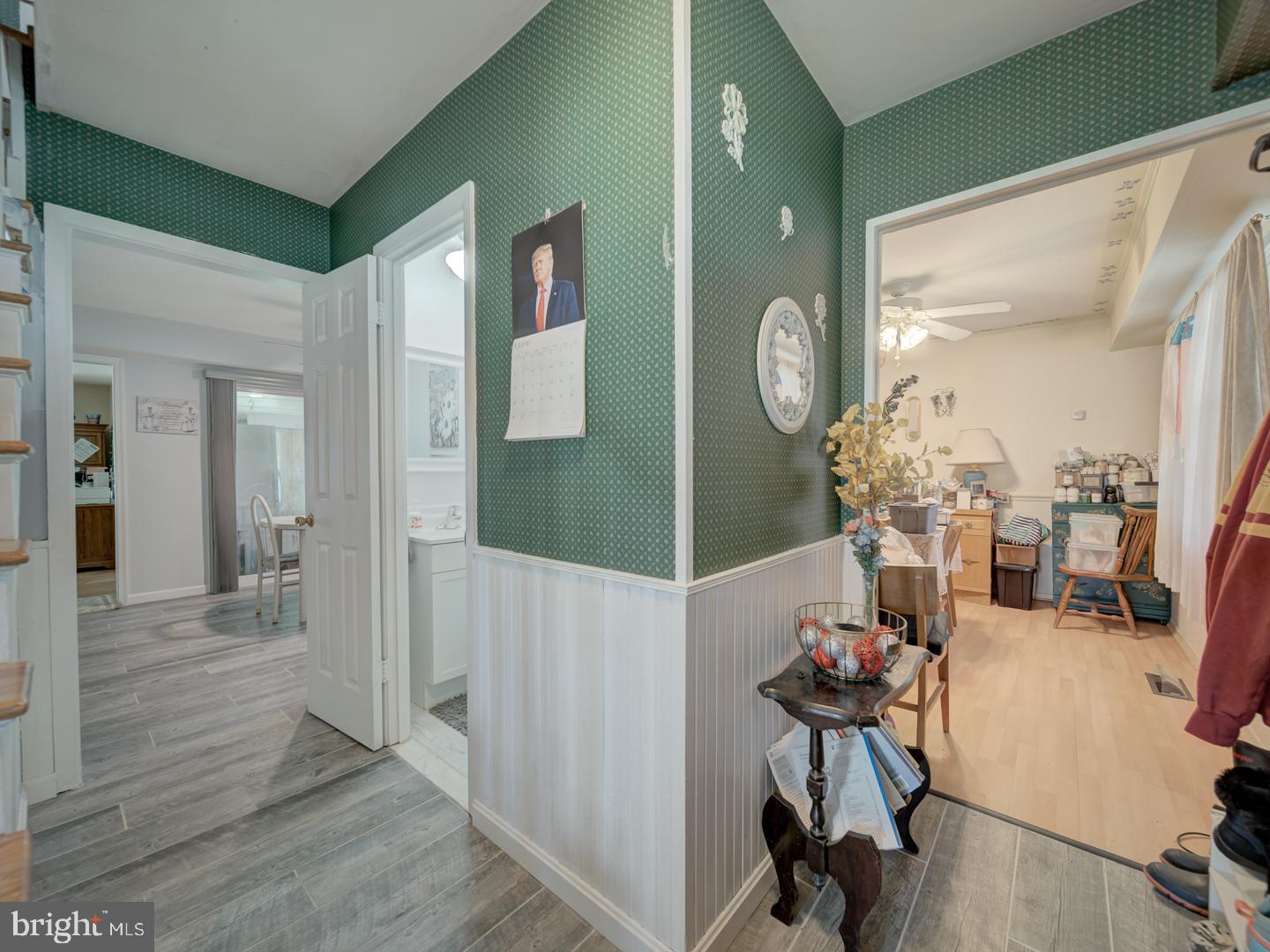 Real estate listing preview #6