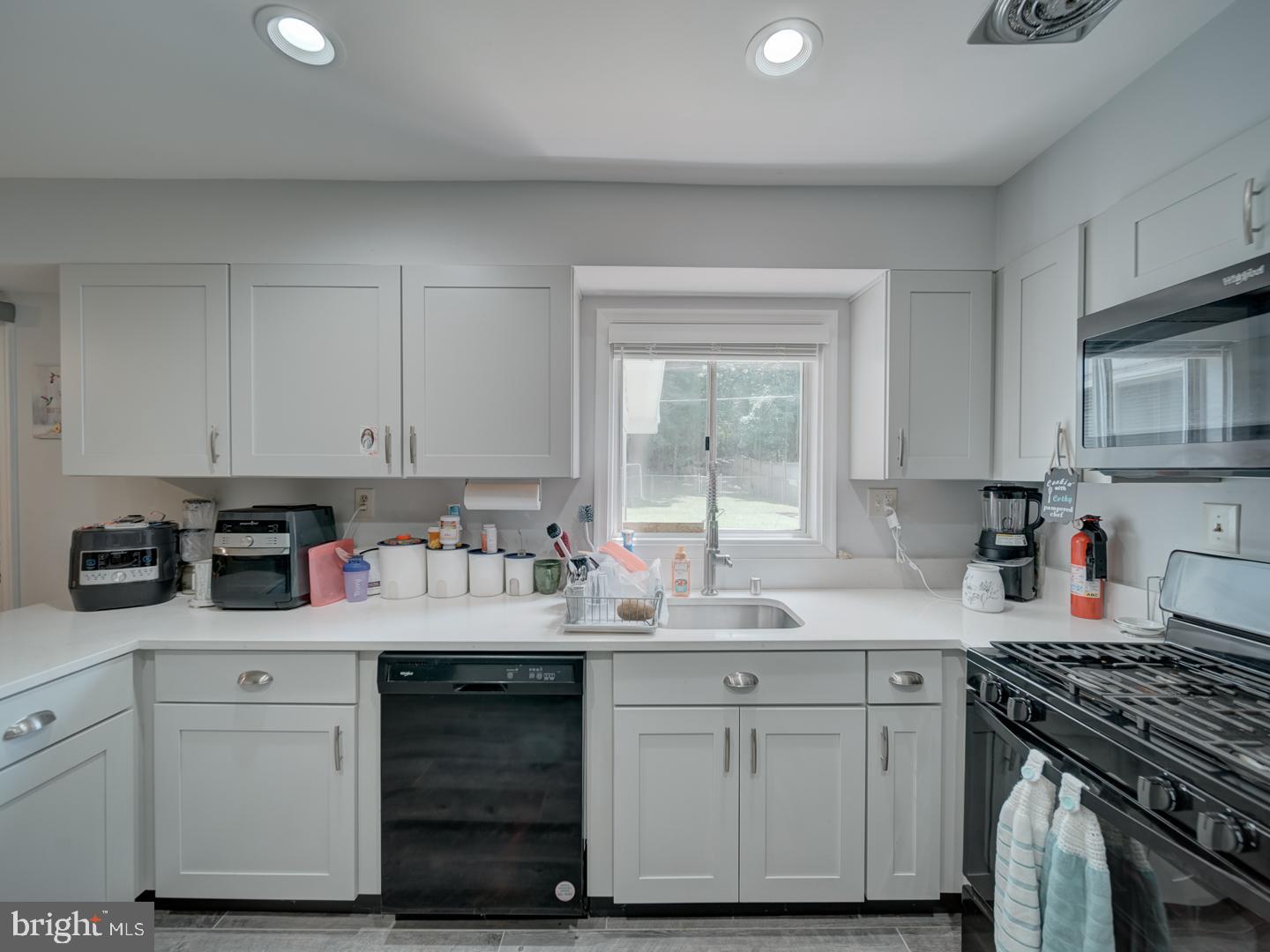 Real estate listing preview #22