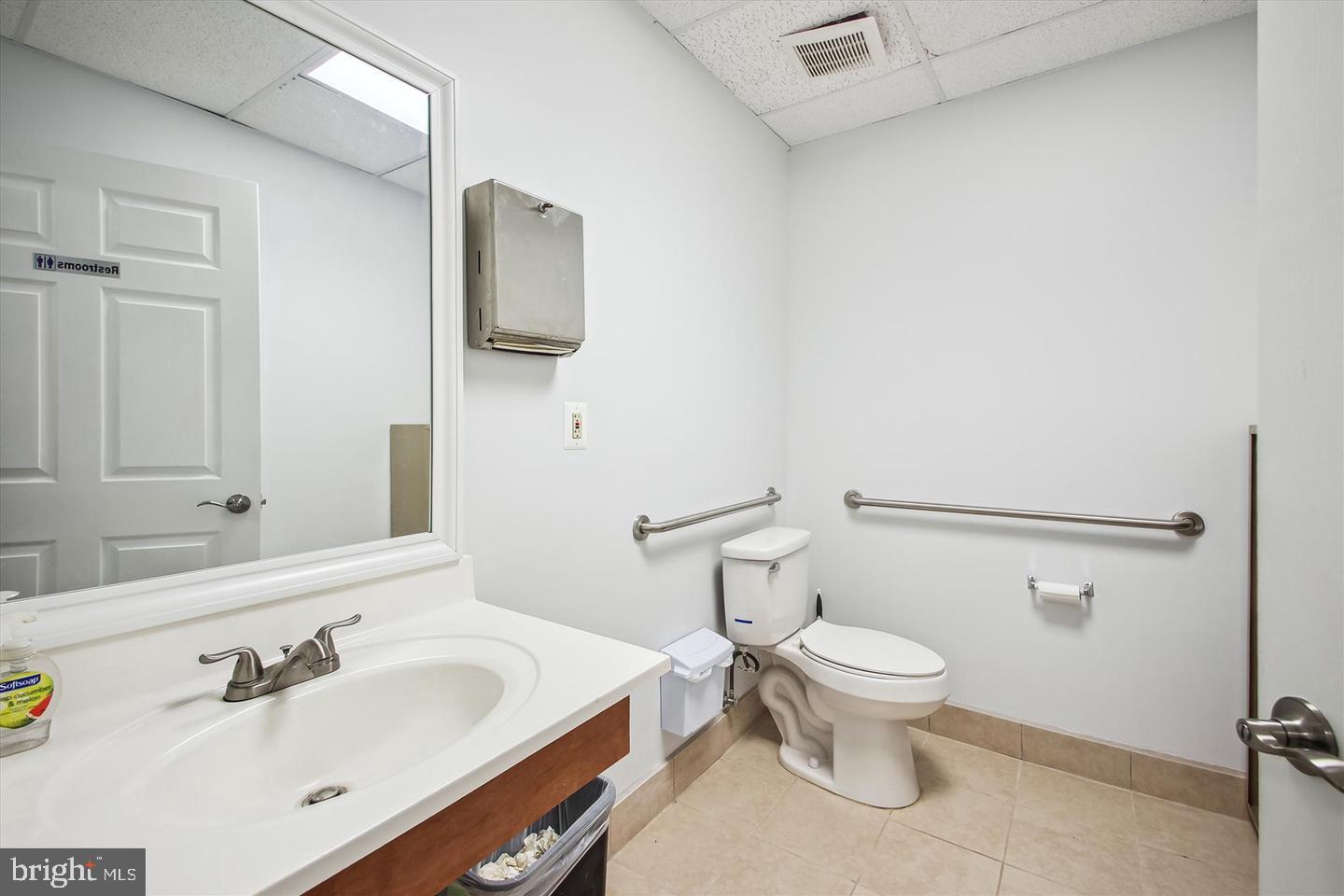 Real estate listing preview #13