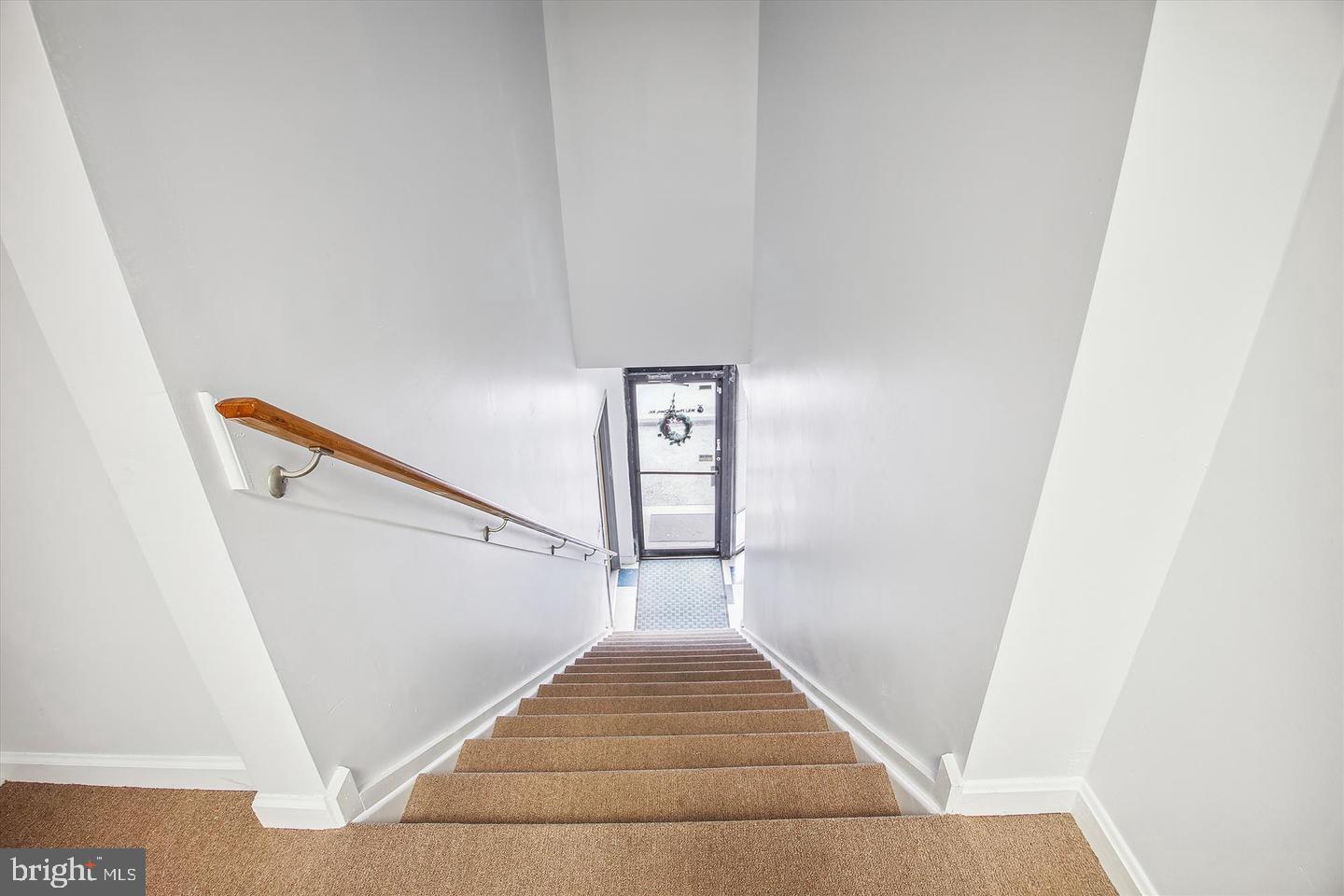 Real estate listing preview #3