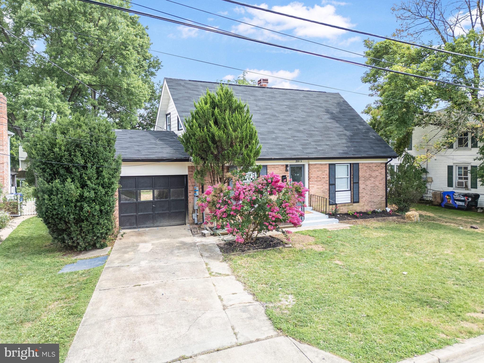 Real estate listing preview #3