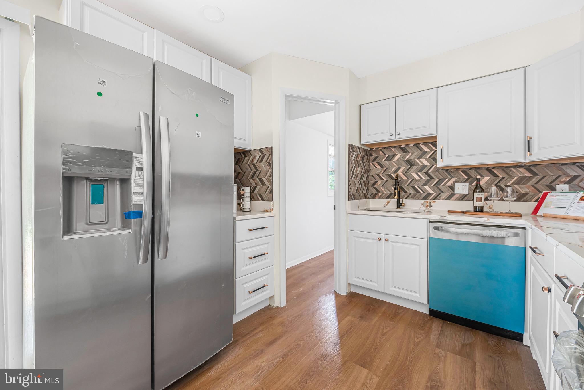 Real estate listing preview #9