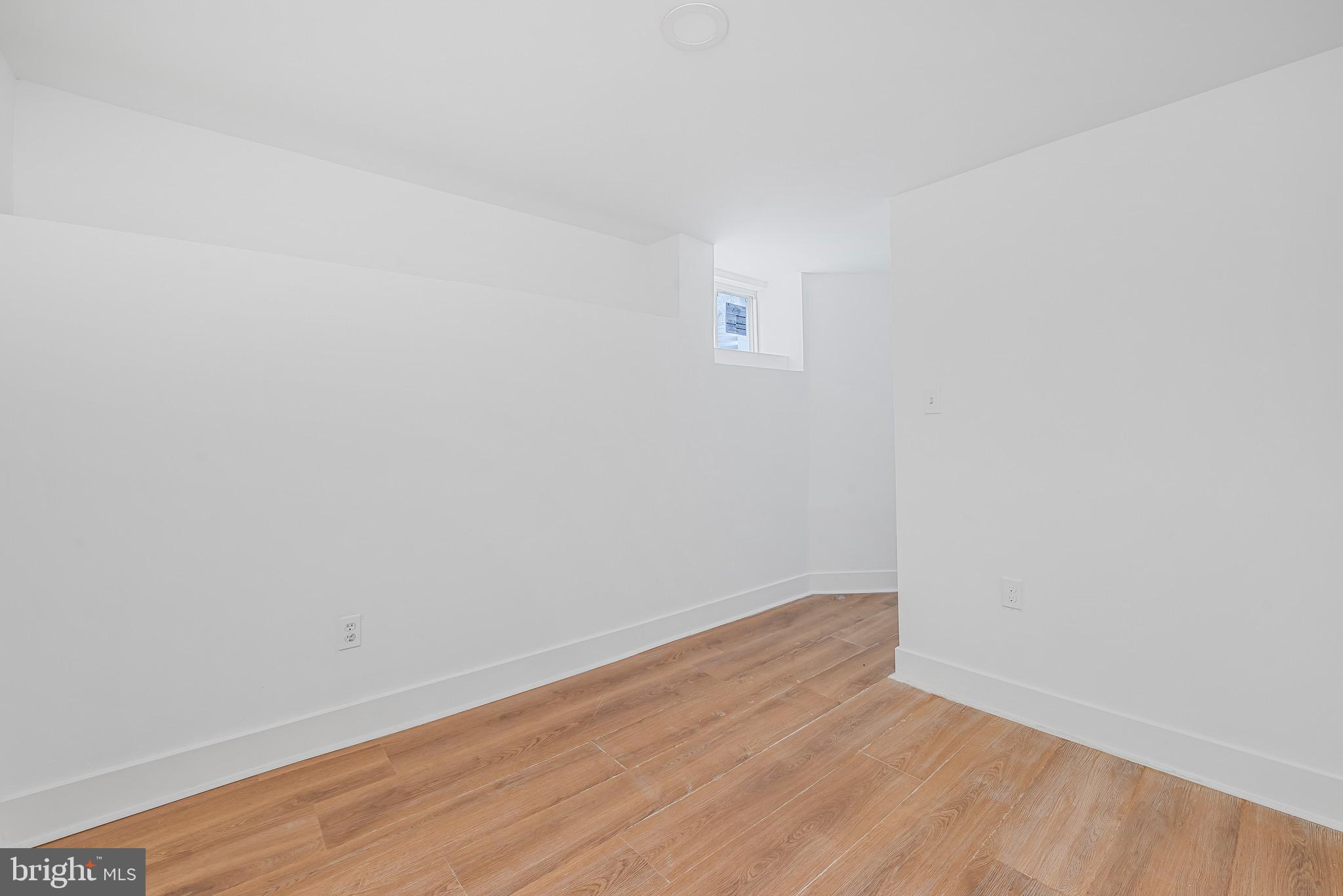 Real estate listing preview #23