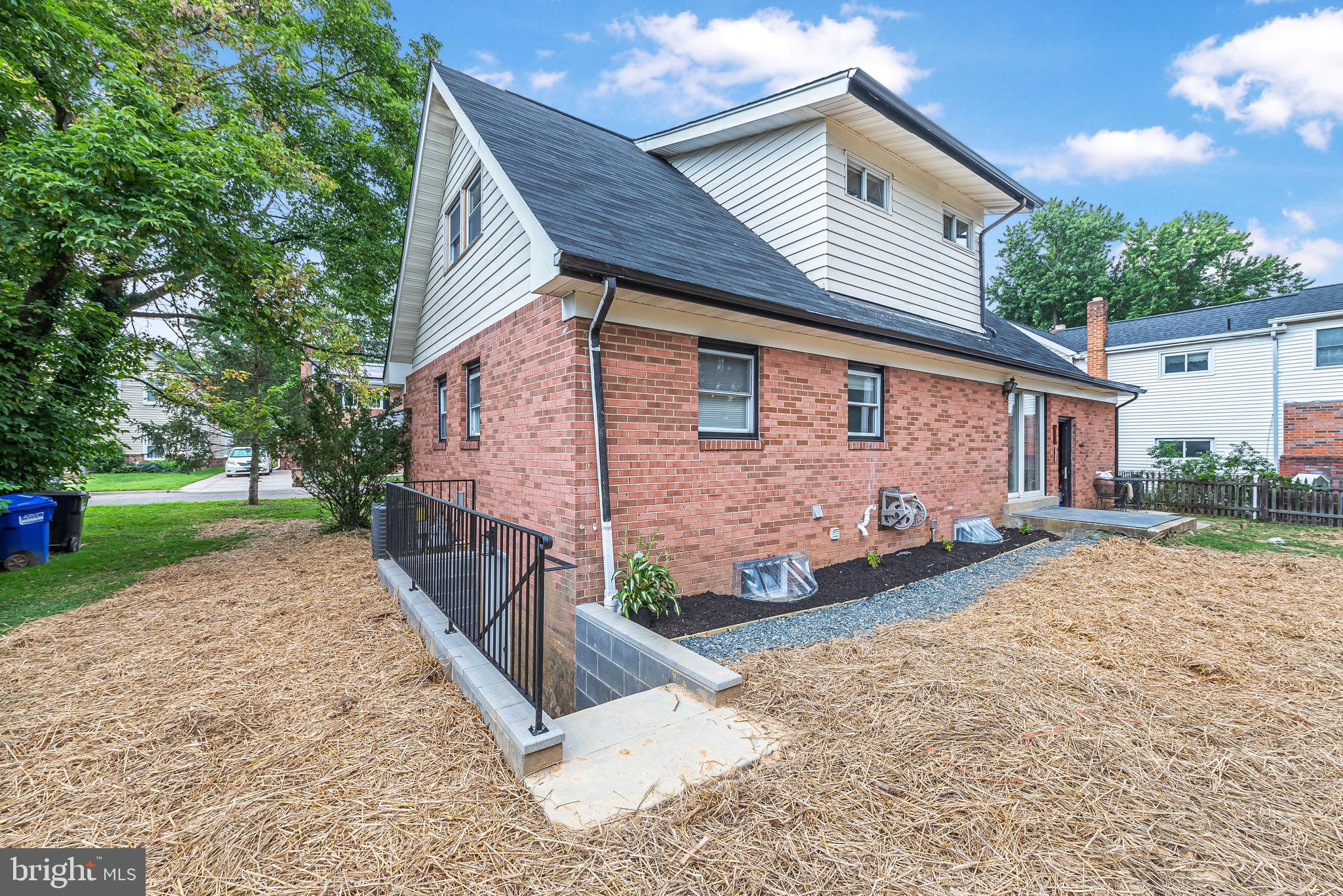 Real estate listing preview #28