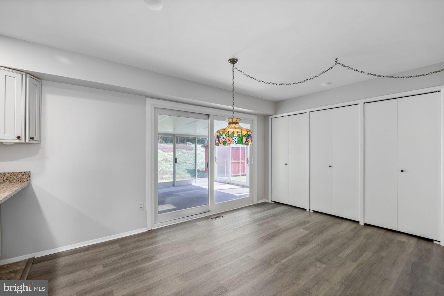 Real estate listing preview #16