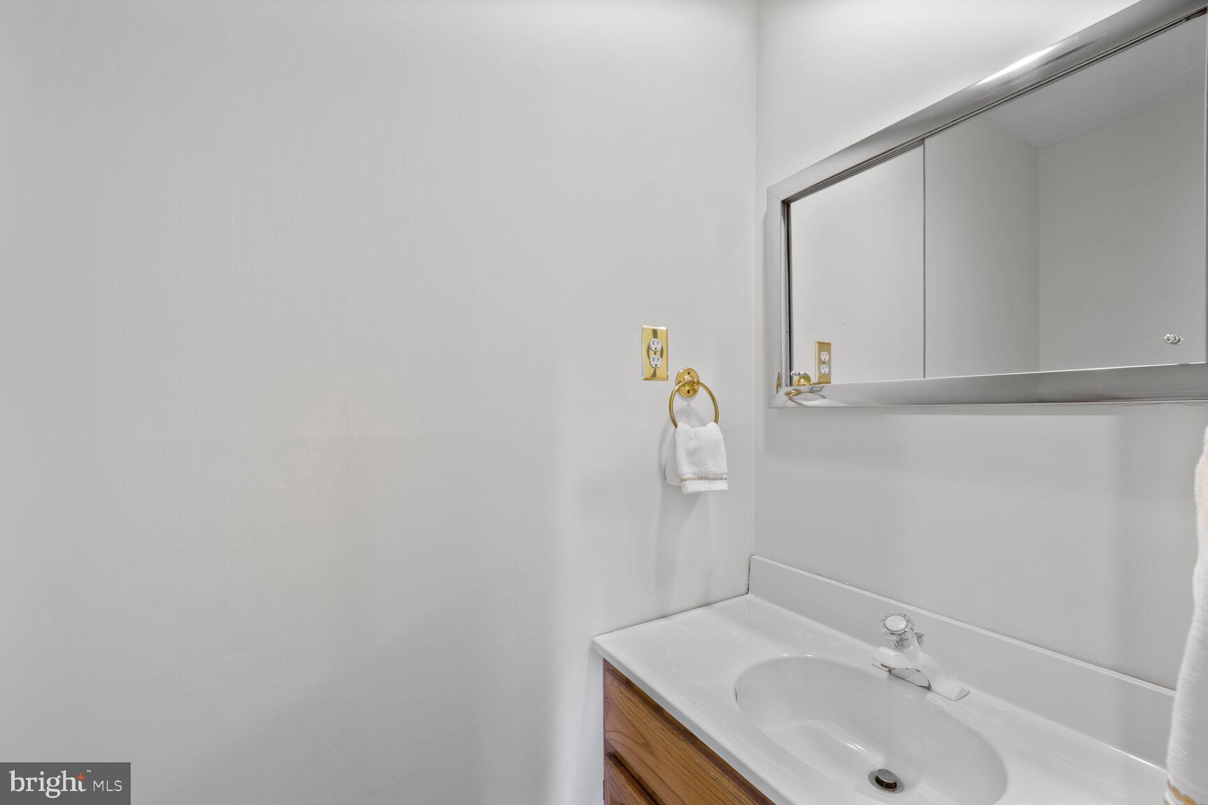 Real estate listing preview #17