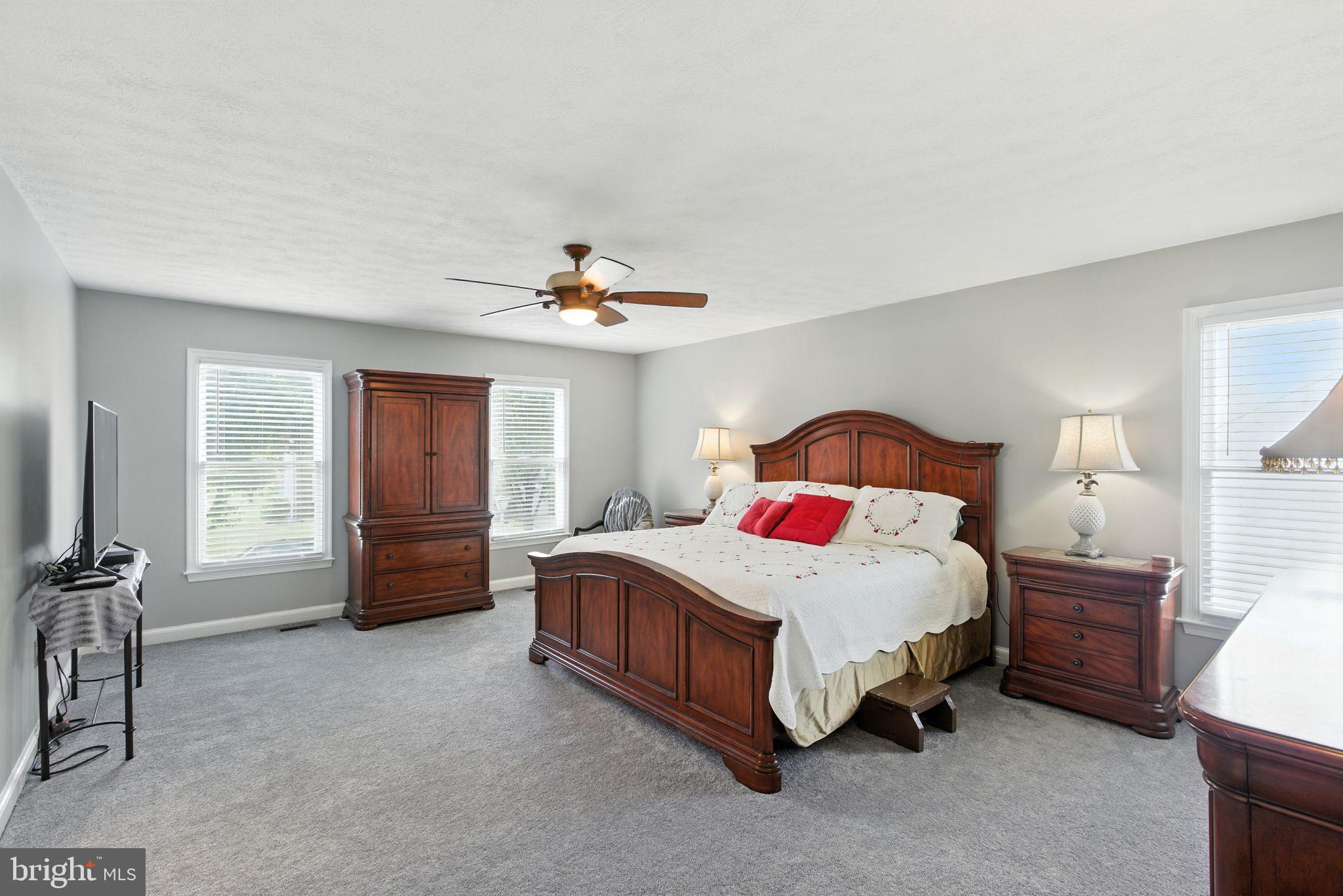 Real estate listing preview #35