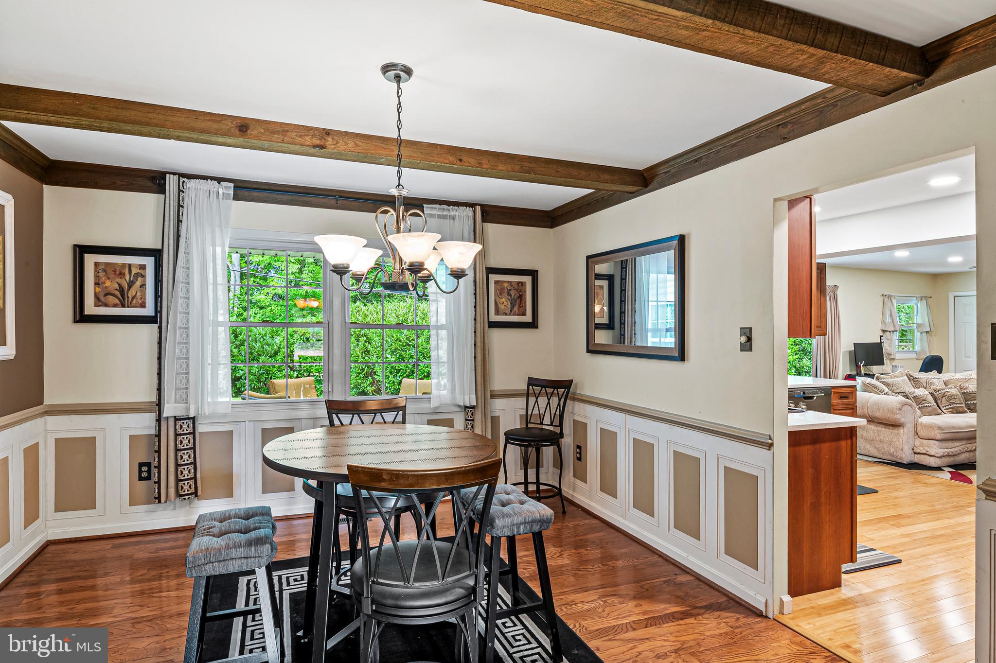 Real estate listing preview #10