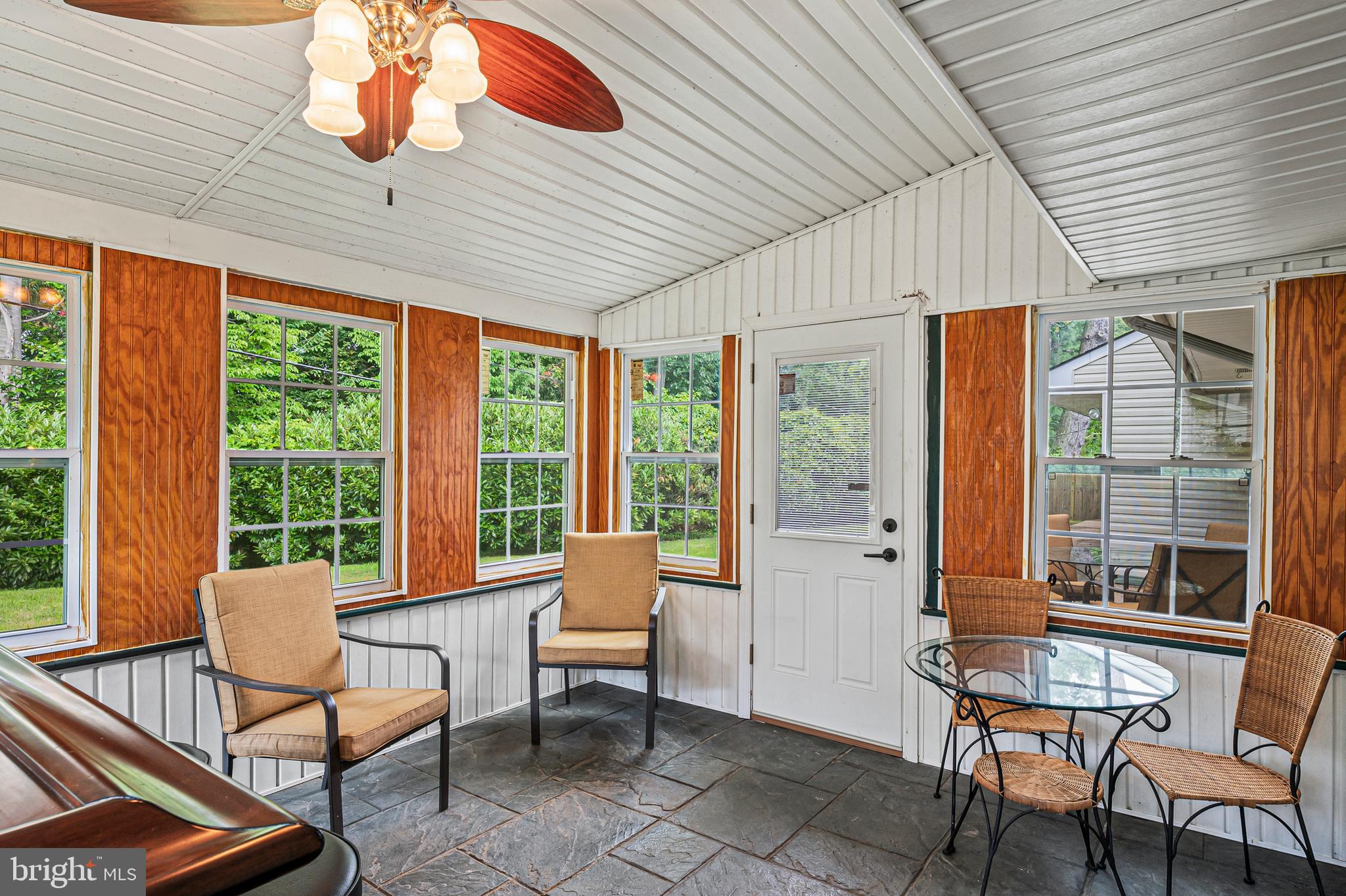 Real estate listing preview #24