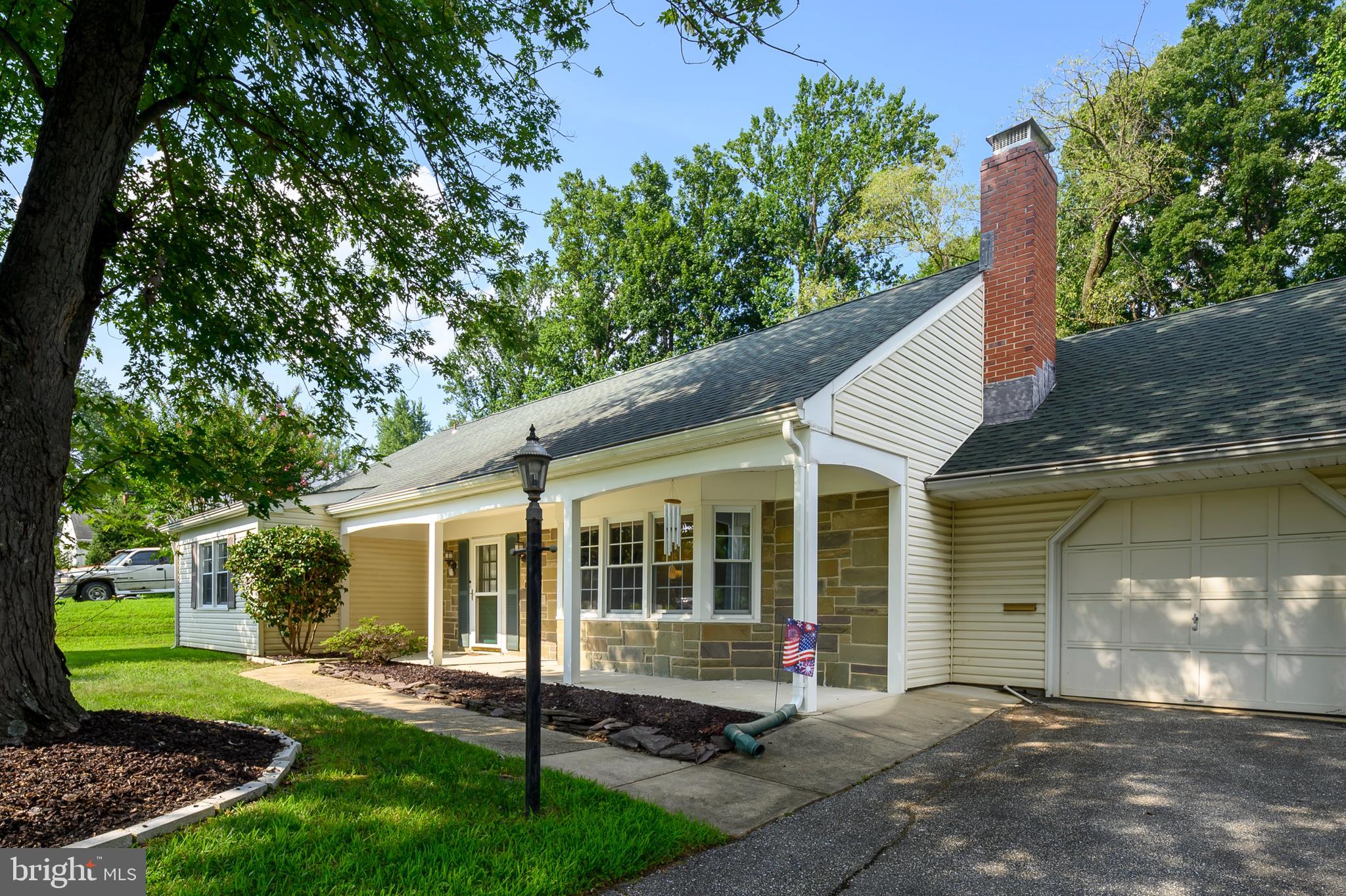 Real estate listing preview #4