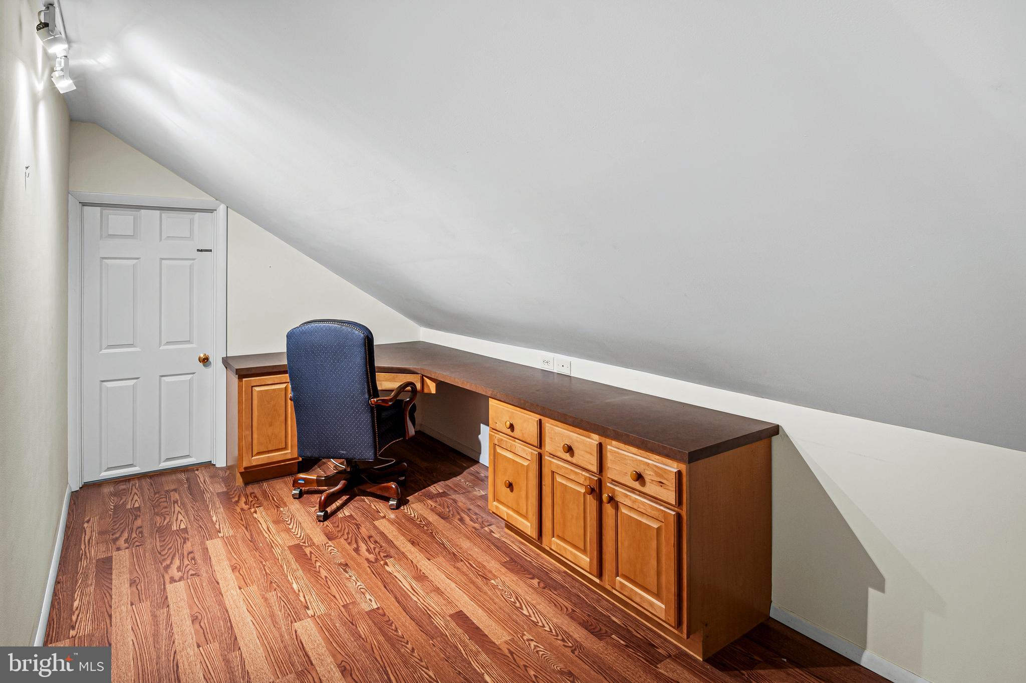 Real estate listing preview #29