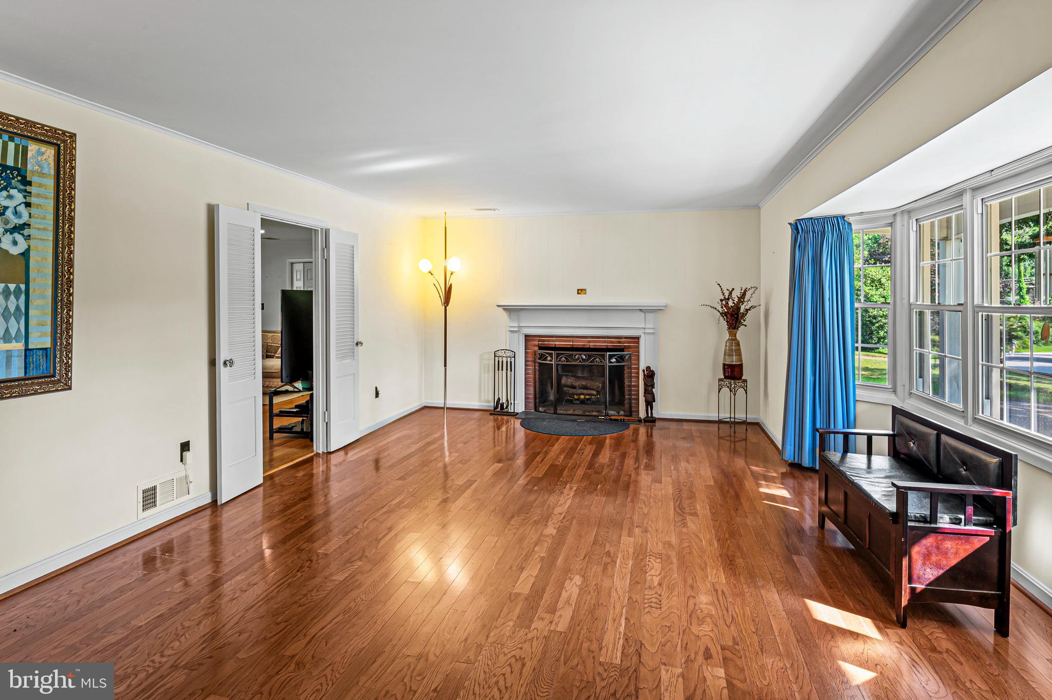 Real estate listing preview #7