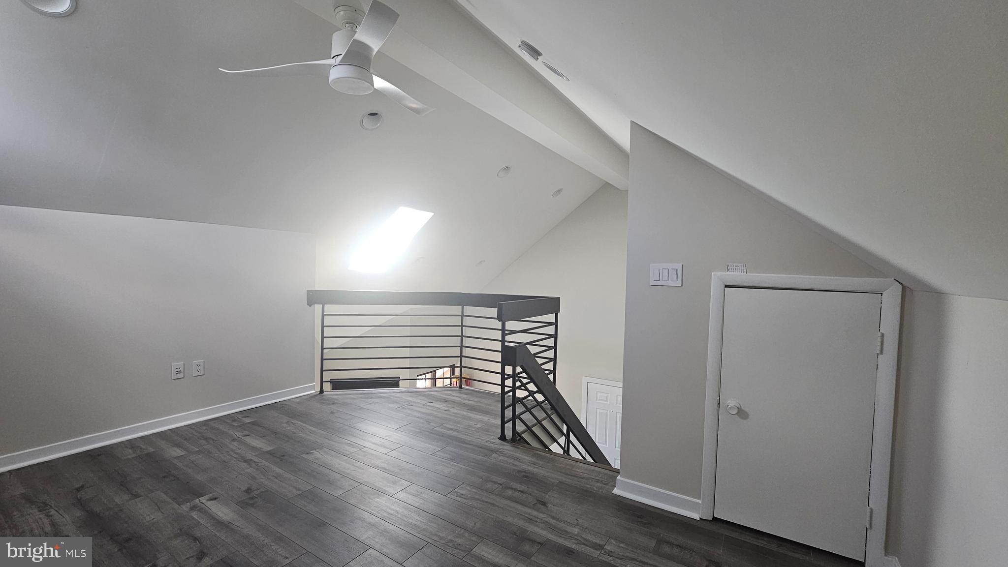 Real estate listing preview #7