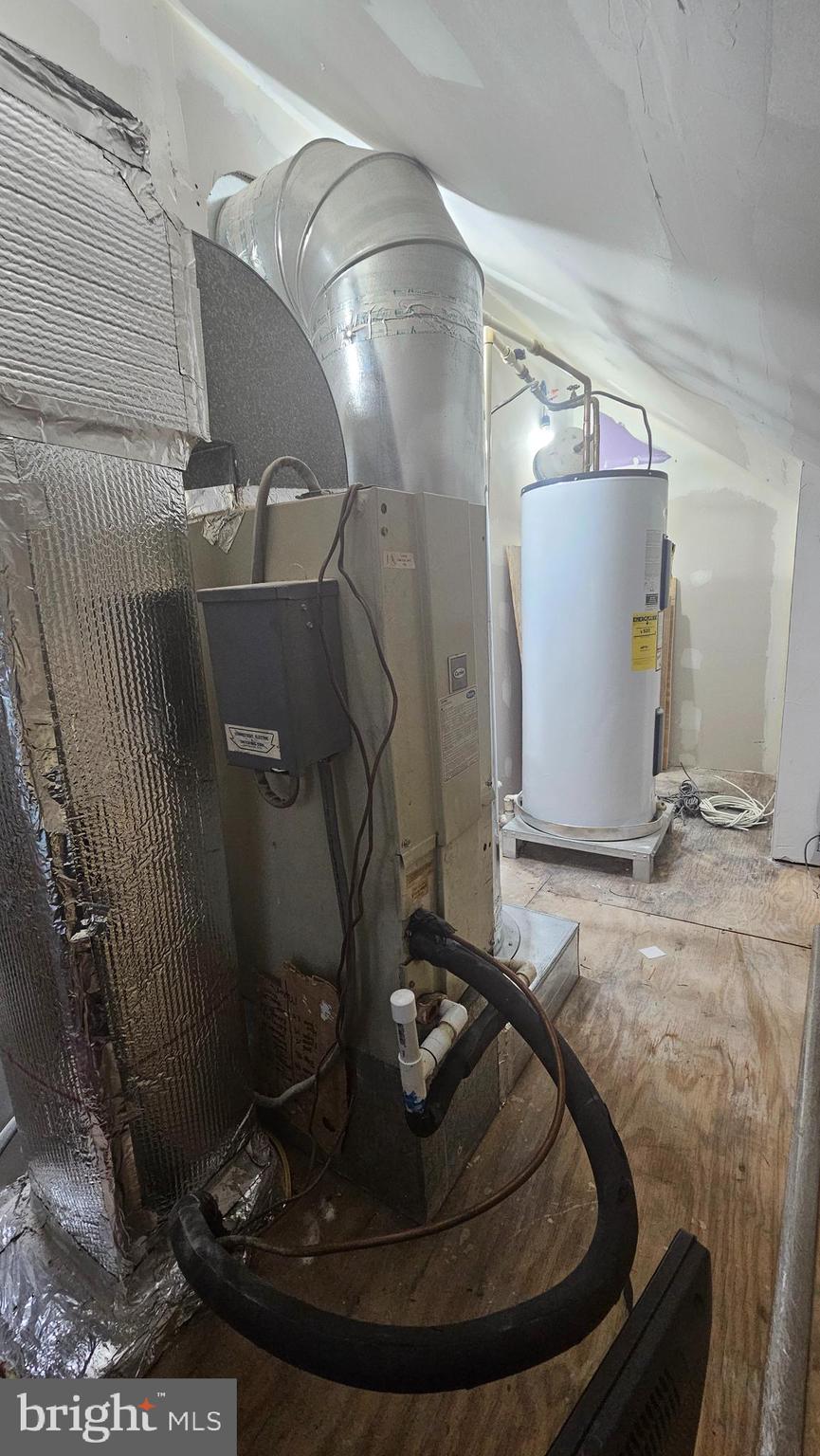 Real estate listing preview #8