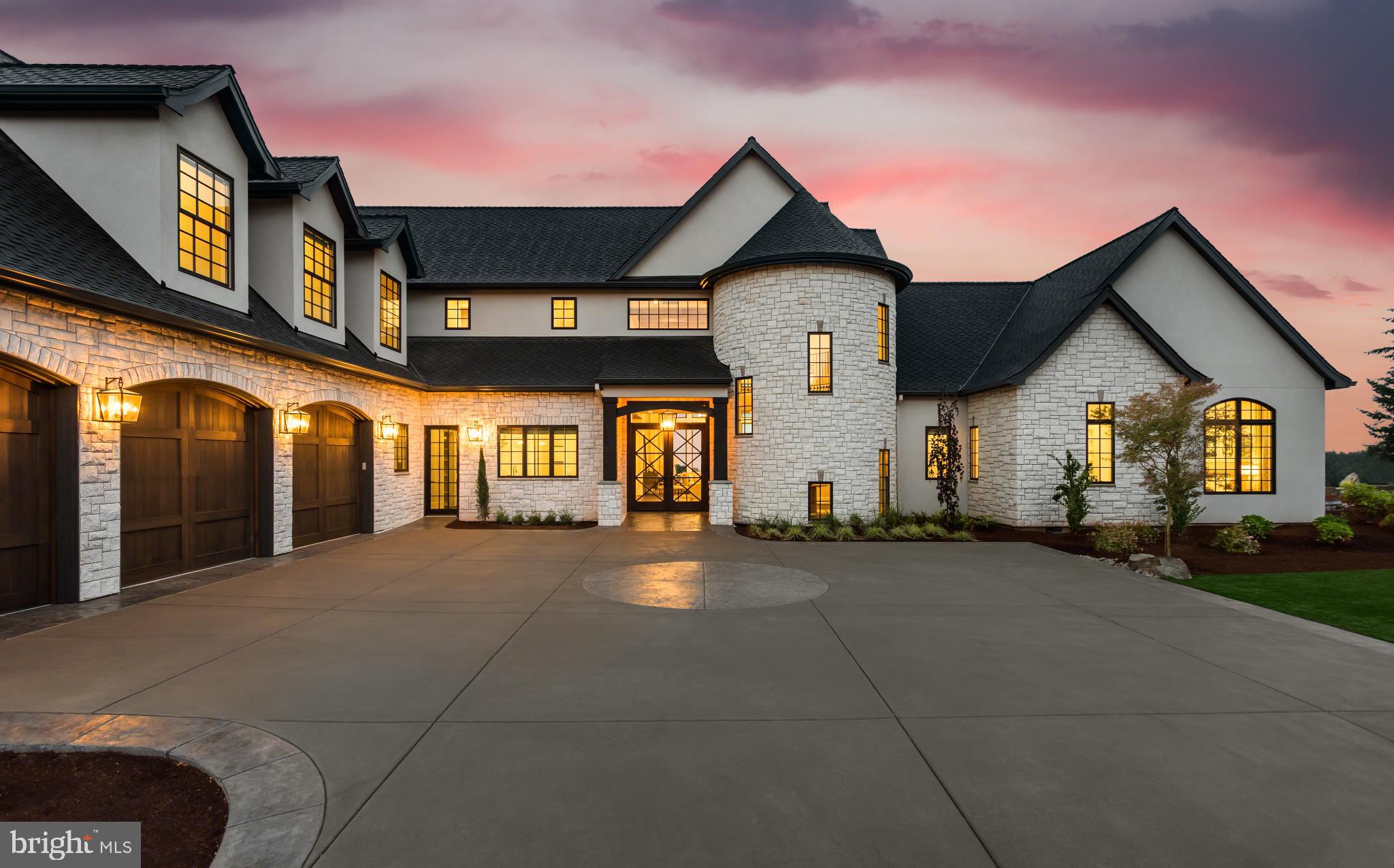 Real estate listing preview #2