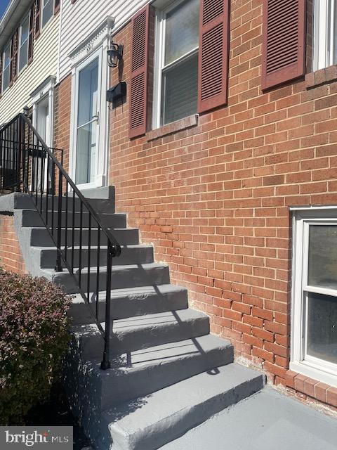 Real estate listing preview #3