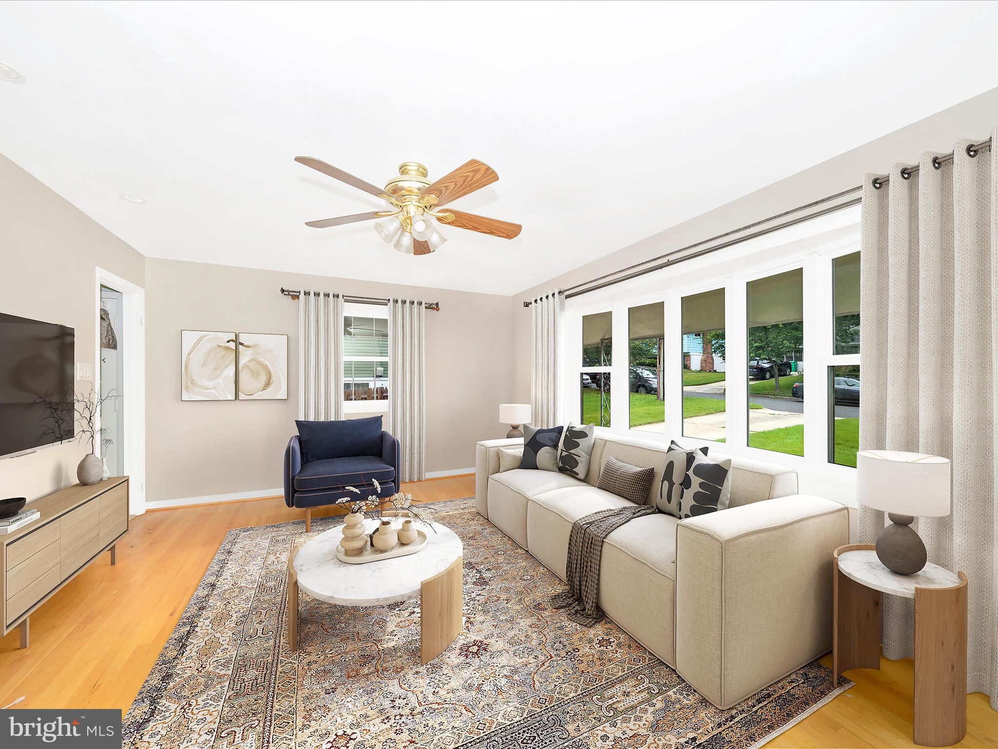 Real estate listing preview #4