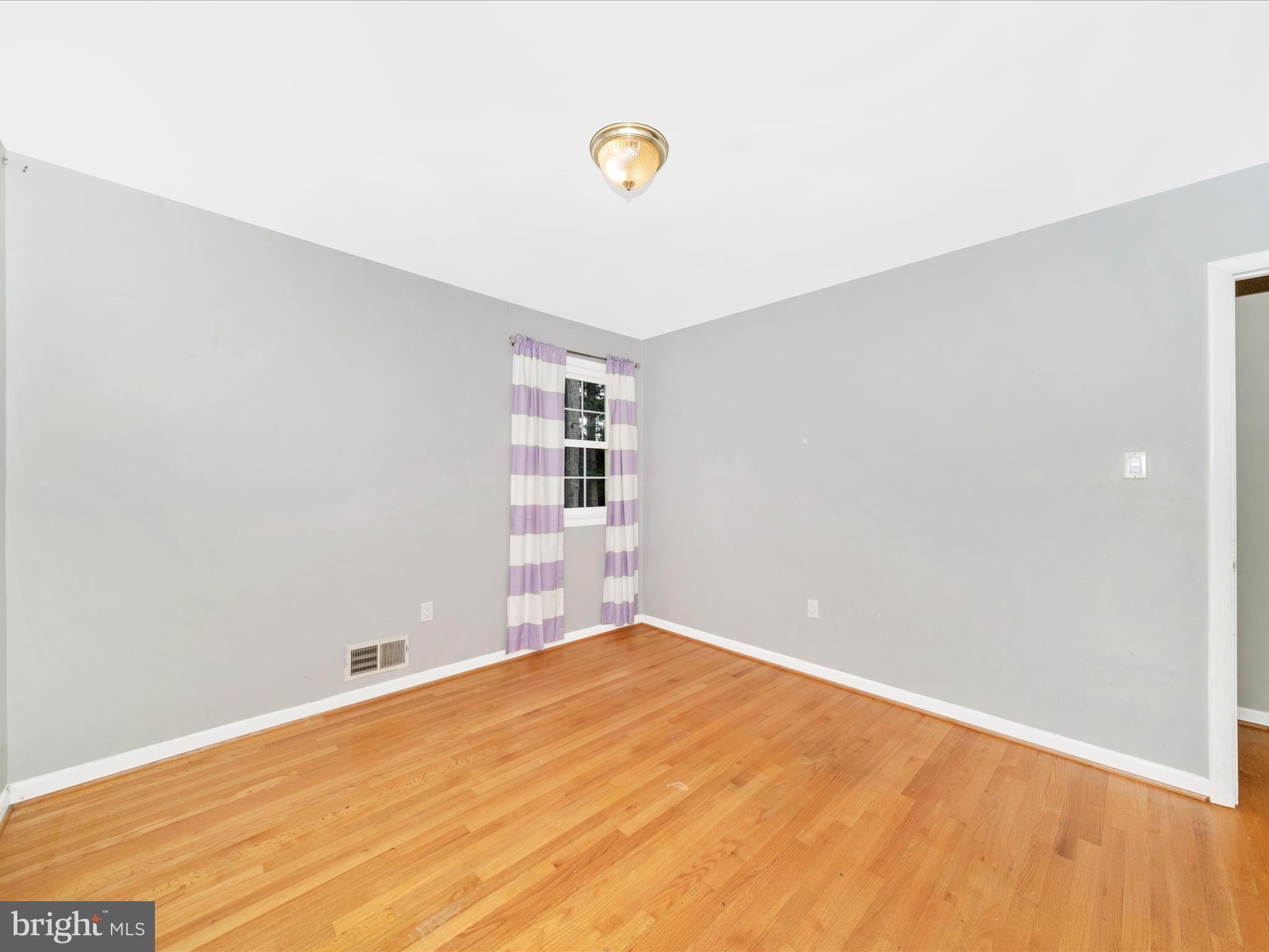 Real estate listing preview #33