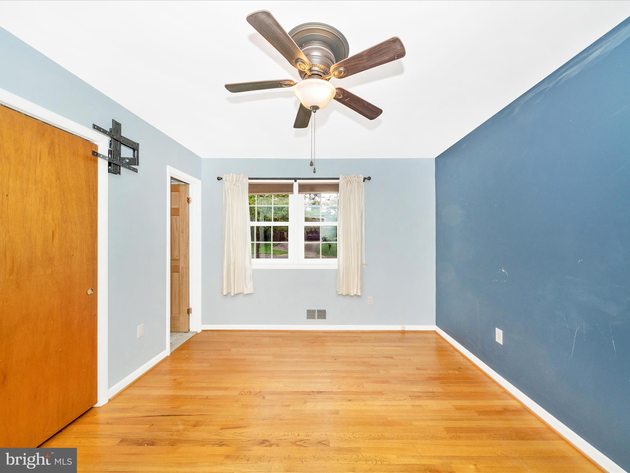 Real estate listing preview #28