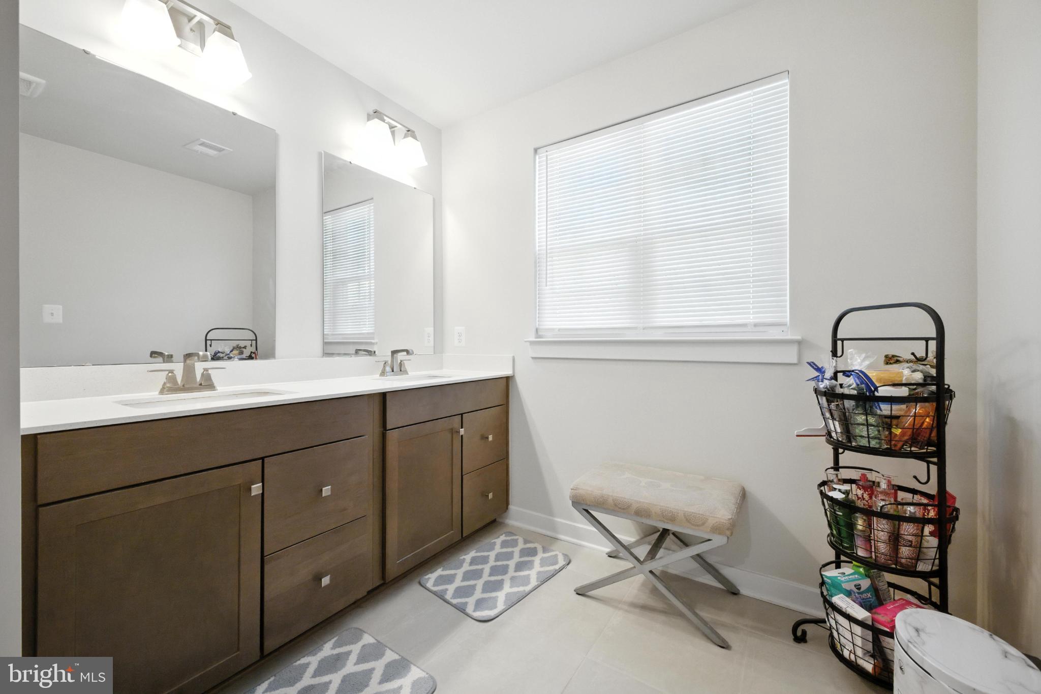 Real estate listing preview #22