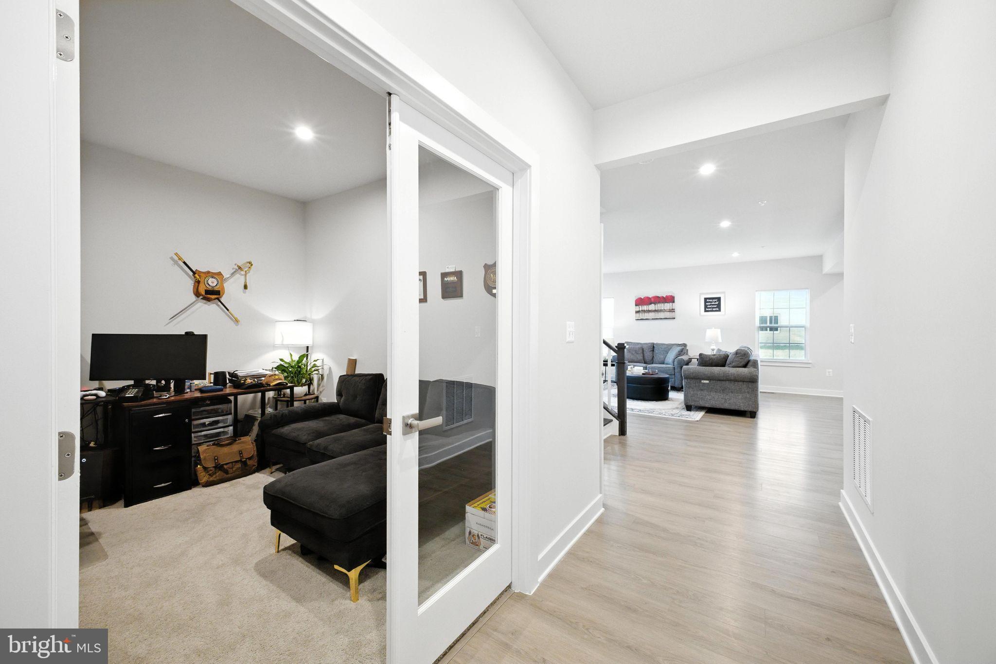 Real estate listing preview #13