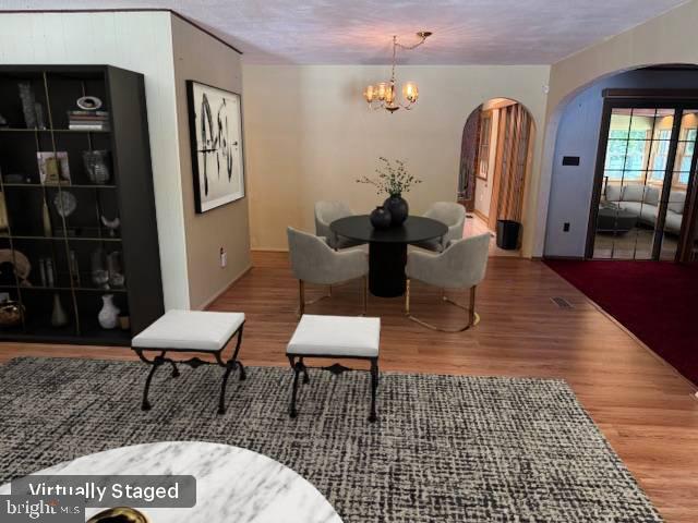 Real estate listing preview #11