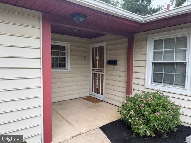 Real estate listing preview #3