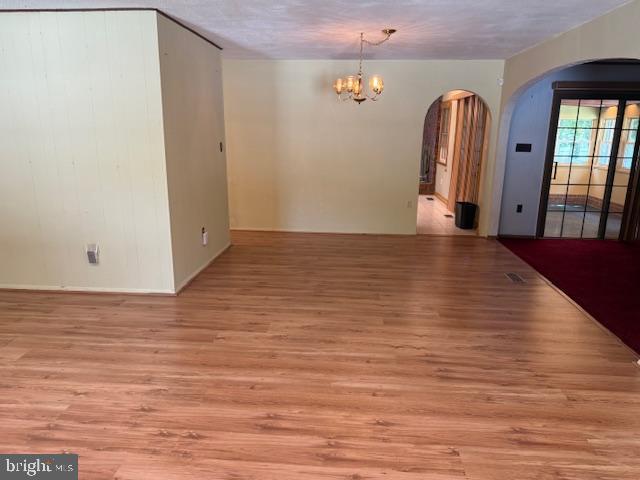 Real estate listing preview #10